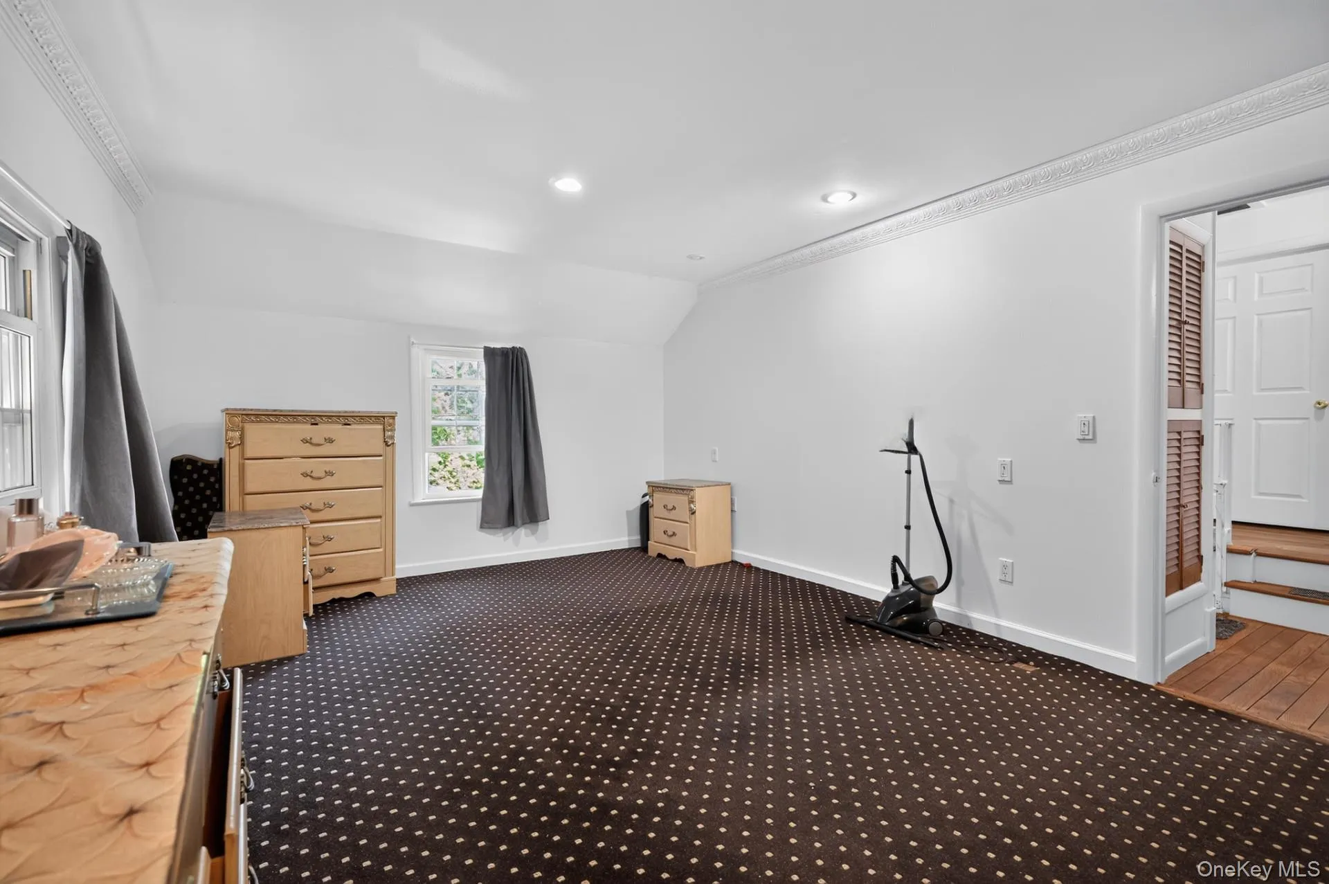 857 Western Highway, Orangetown, NY, 5 Bedrooms Bedrooms, 7 Rooms Rooms,4 BathroomsBathrooms,Residential,For Rent,Western,0,1032617 857 Western Highway, Orangetown, NY, 5 Bedrooms Bedrooms, 7 Rooms Rooms,4 BathroomsBathrooms,Residential,For Rent,Western,0,1032617