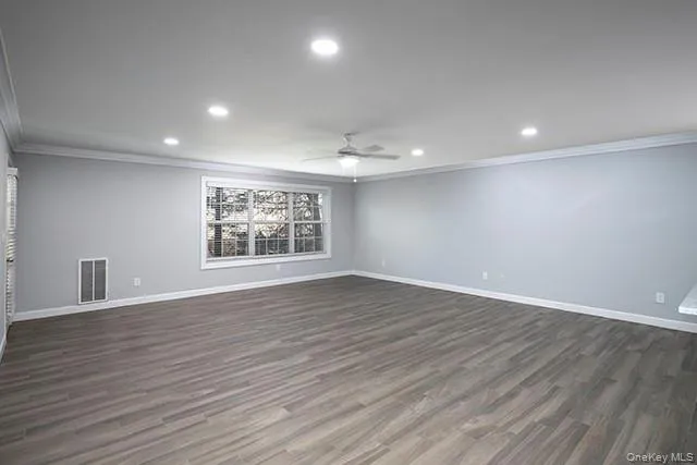 100 Pineview Lane, Brookhaven, NY, 2 Bedrooms Bedrooms, 7 Rooms Rooms,2 BathroomsBathrooms,Residential Lease,For Rent,Pineview,0,1032619 100 Pineview Lane, Brookhaven, NY, 2 Bedrooms Bedrooms, 7 Rooms Rooms,2 BathroomsBathrooms,Residential Lease,For Rent,Pineview,0,1032619