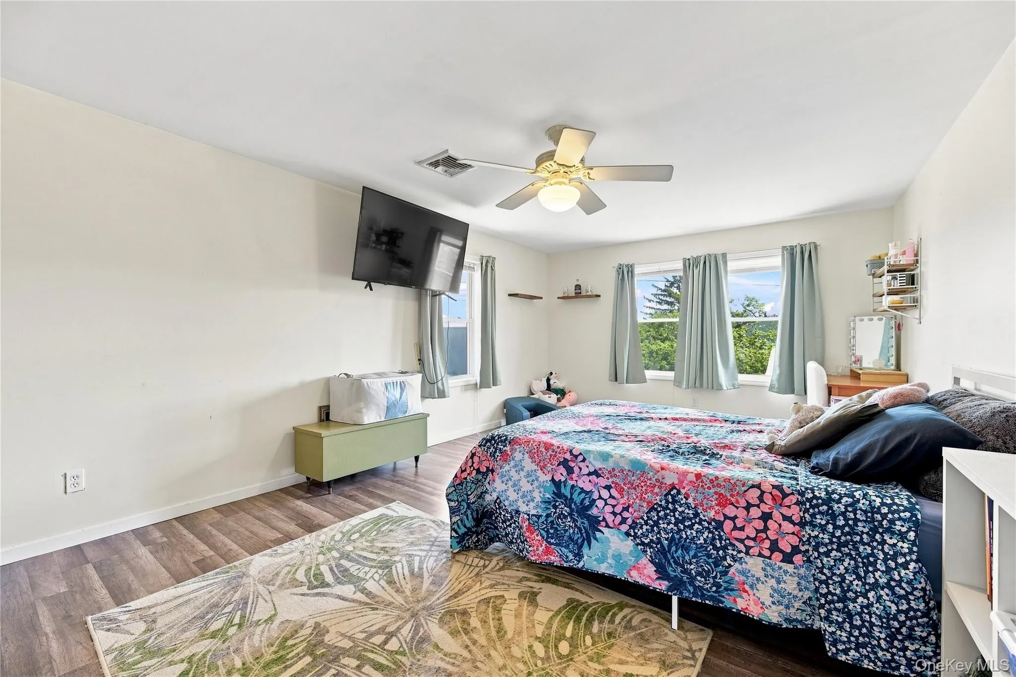 94 Mearns Avenue, Highlands, NY, 5 Bedrooms Bedrooms, 12 Rooms Rooms,3 BathroomsBathrooms,Residential,For Rent,Mearns,0,1032620 94 Mearns Avenue, Highlands, NY, 5 Bedrooms Bedrooms, 12 Rooms Rooms,3 BathroomsBathrooms,Residential,For Rent,Mearns,0,1032620