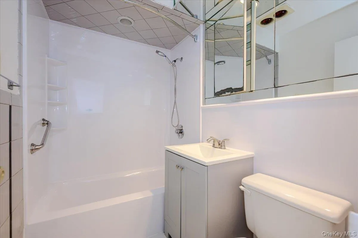 Bathroom Bathroom