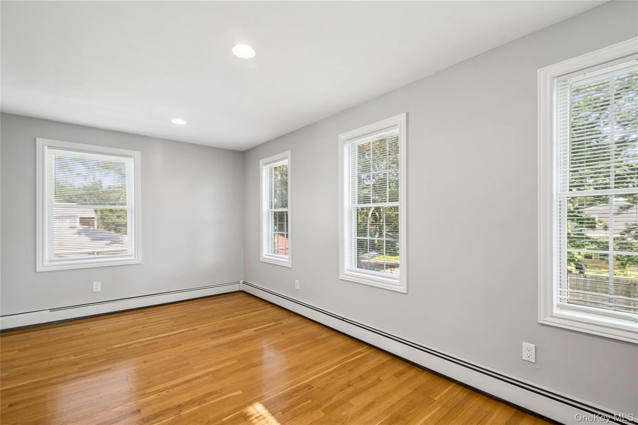 44 Ridgedale Avenue, Brookhaven, NY, 3 Bedrooms Bedrooms, 6 Rooms Rooms,2 BathroomsBathrooms,Residential,For Rent,Ridgedale,0,1032629 44 Ridgedale Avenue, Brookhaven, NY, 3 Bedrooms Bedrooms, 6 Rooms Rooms,2 BathroomsBathrooms,Residential,For Rent,Ridgedale,0,1032629