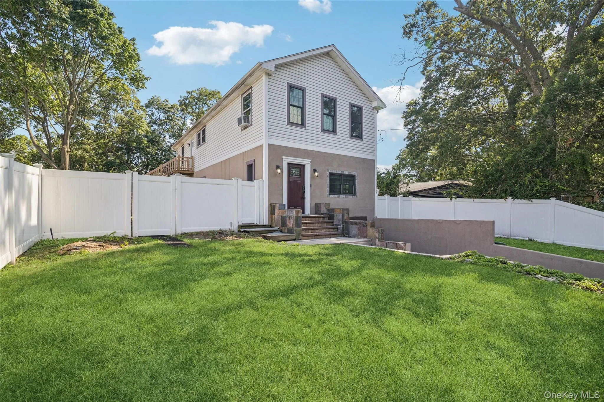 44 Ridgedale Avenue, Brookhaven, NY, 3 Bedrooms Bedrooms, 6 Rooms Rooms,2 BathroomsBathrooms,Residential,For Rent,Ridgedale,0,1032629 44 Ridgedale Avenue, Brookhaven, NY, 3 Bedrooms Bedrooms, 6 Rooms Rooms,2 BathroomsBathrooms,Residential,For Rent,Ridgedale,0,1032629