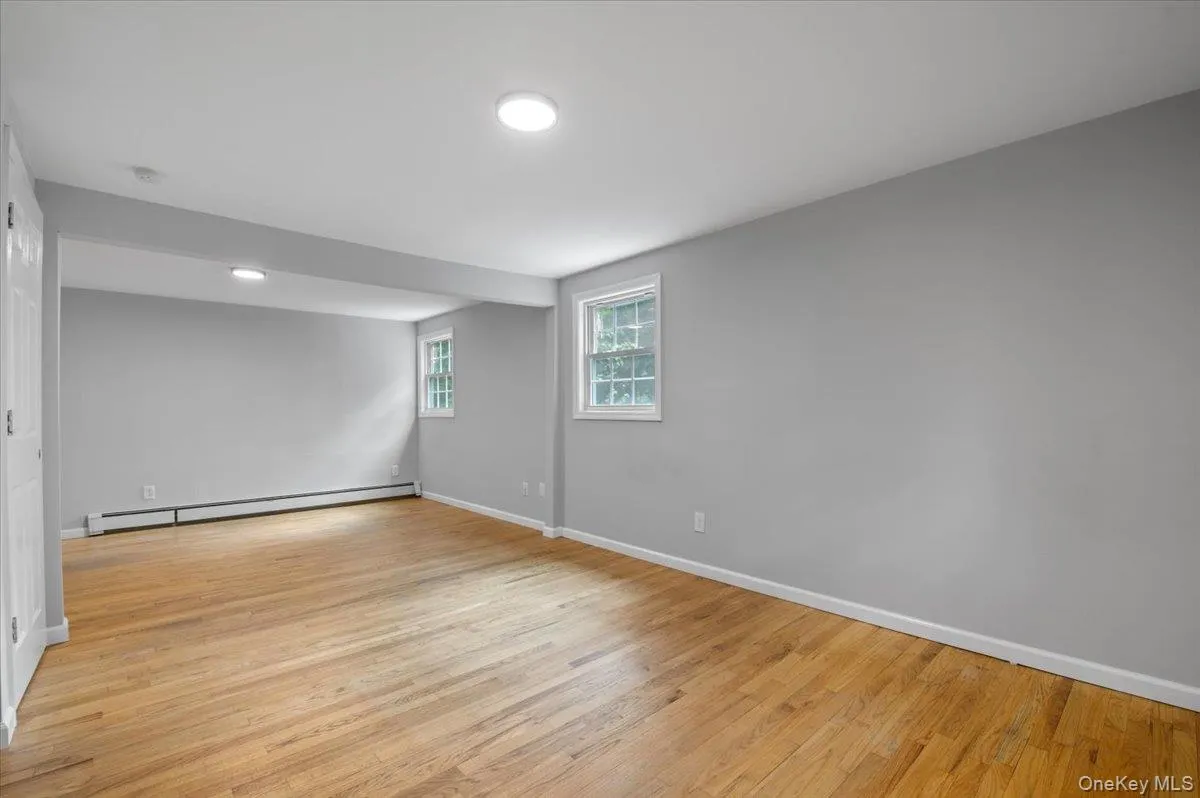 1241 Connetquot Avenue, Islip, NY, 5 Bedrooms Bedrooms, 8 Rooms Rooms,2 BathroomsBathrooms,Residential,For Rent,Connetquot,0,1032632 1241 Connetquot Avenue, Islip, NY, 5 Bedrooms Bedrooms, 8 Rooms Rooms,2 BathroomsBathrooms,Residential,For Rent,Connetquot,0,1032632