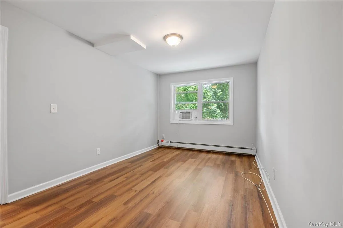 1241 Connetquot Avenue, Islip, NY, 5 Bedrooms Bedrooms, 8 Rooms Rooms,2 BathroomsBathrooms,Residential,For Rent,Connetquot,0,1032632 1241 Connetquot Avenue, Islip, NY, 5 Bedrooms Bedrooms, 8 Rooms Rooms,2 BathroomsBathrooms,Residential,For Rent,Connetquot,0,1032632