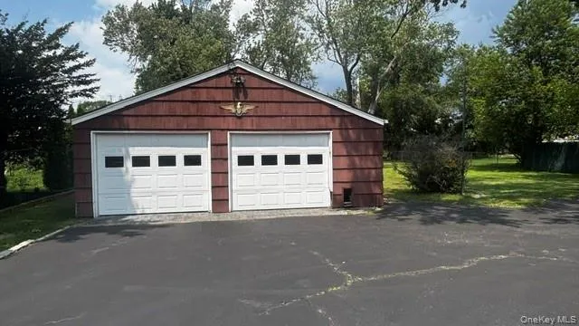 59 FARMERS Avenue, Babylon, NY, 3 Bedrooms Bedrooms, 6 Rooms Rooms,1 BathroomBathrooms,Residential,For Rent,FARMERS,0,1032633 59 FARMERS Avenue, Babylon, NY, 3 Bedrooms Bedrooms, 6 Rooms Rooms,1 BathroomBathrooms,Residential,For Rent,FARMERS,0,1032633
