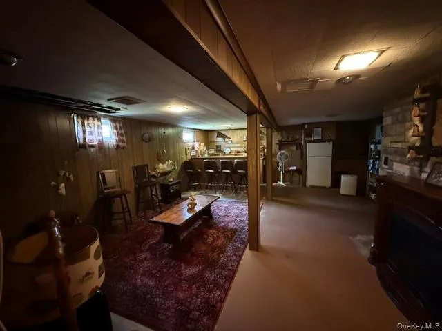 59 FARMERS Avenue, Babylon, NY, 3 Bedrooms Bedrooms, 6 Rooms Rooms,1 BathroomBathrooms,Residential,For Rent,FARMERS,0,1032633 59 FARMERS Avenue, Babylon, NY, 3 Bedrooms Bedrooms, 6 Rooms Rooms,1 BathroomBathrooms,Residential,For Rent,FARMERS,0,1032633
