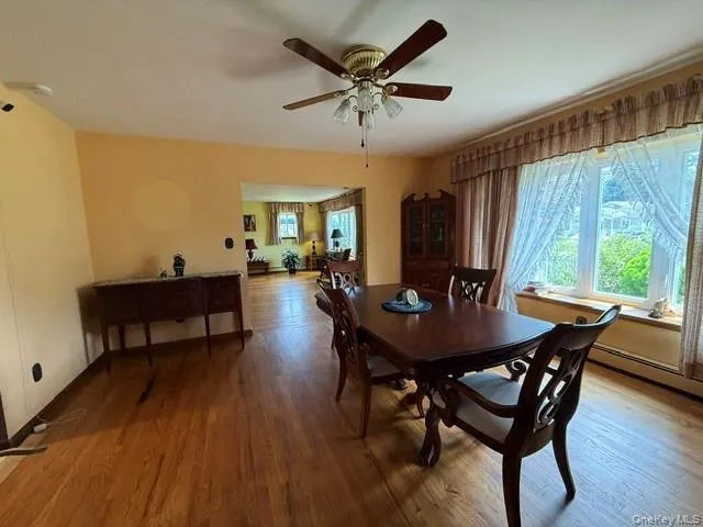 59 FARMERS Avenue, Babylon, NY, 3 Bedrooms Bedrooms, 6 Rooms Rooms,1 BathroomBathrooms,Residential,For Rent,FARMERS,0,1032633 59 FARMERS Avenue, Babylon, NY, 3 Bedrooms Bedrooms, 6 Rooms Rooms,1 BathroomBathrooms,Residential,For Rent,FARMERS,0,1032633