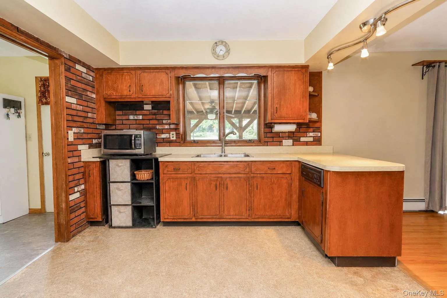 2 Schrempp Lane, Shawangunk, NY, 3 Bedrooms Bedrooms, 7 Rooms Rooms,3 BathroomsBathrooms,Residential,For Rent,Schrempp,0,1032637 2 Schrempp Lane, Shawangunk, NY, 3 Bedrooms Bedrooms, 7 Rooms Rooms,3 BathroomsBathrooms,Residential,For Rent,Schrempp,0,1032637