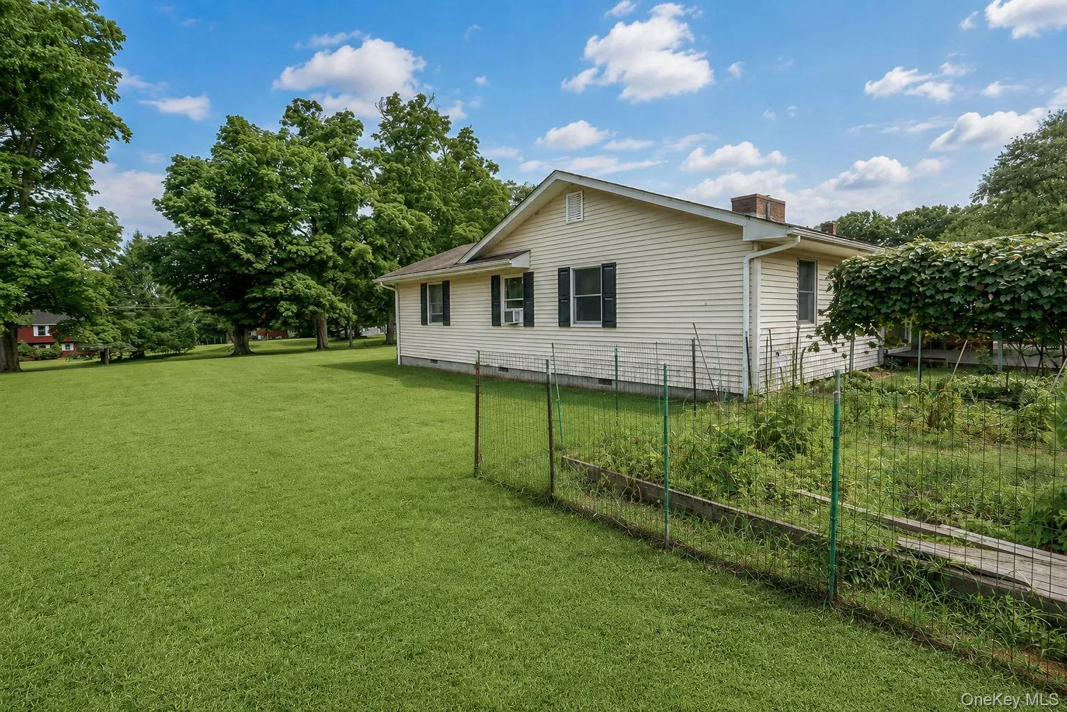 2 Schrempp Lane, Shawangunk, NY, 3 Bedrooms Bedrooms, 7 Rooms Rooms,3 BathroomsBathrooms,Residential,For Rent,Schrempp,0,1032637 2 Schrempp Lane, Shawangunk, NY, 3 Bedrooms Bedrooms, 7 Rooms Rooms,3 BathroomsBathrooms,Residential,For Rent,Schrempp,0,1032637