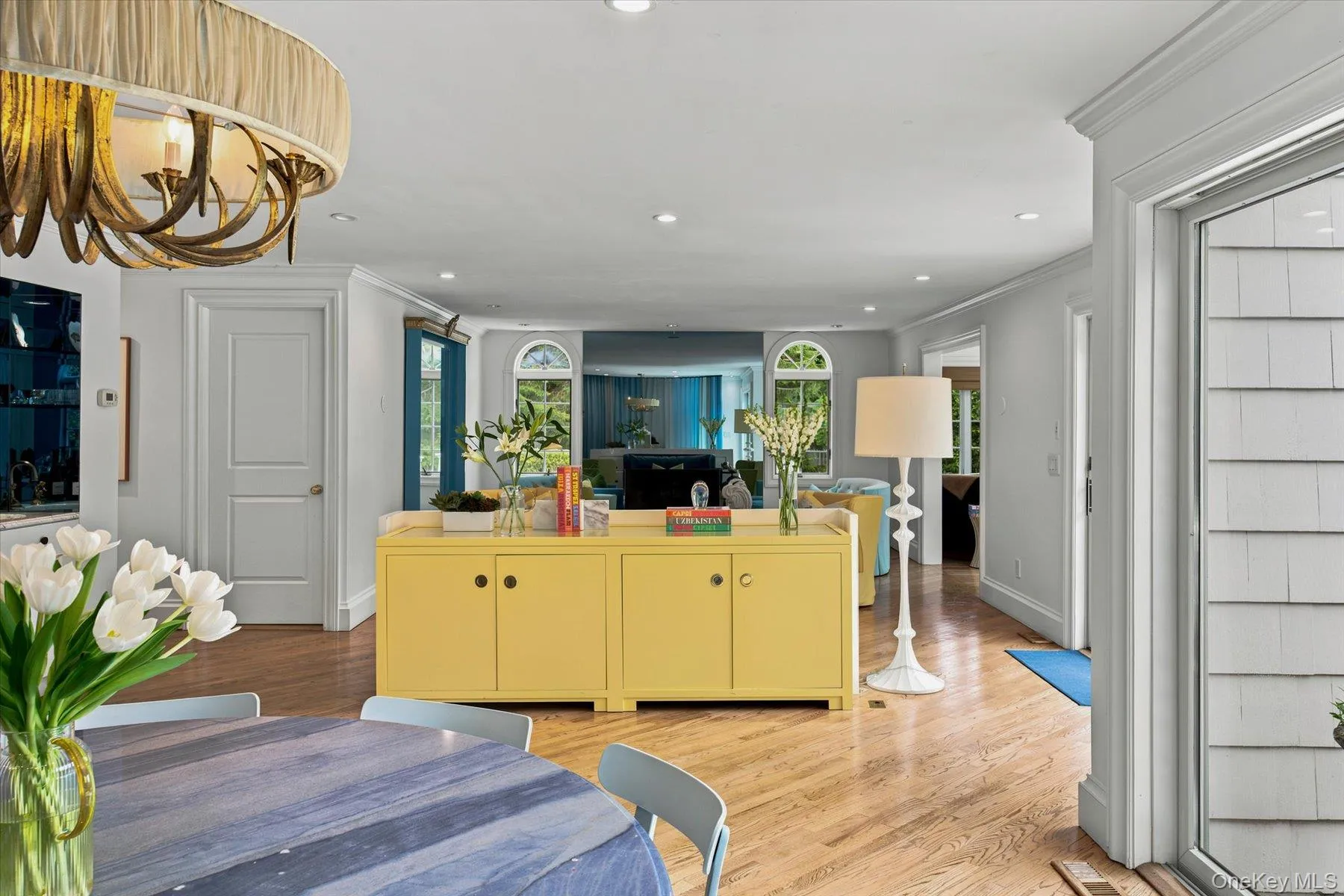 129 Oneck Lane, Southampton, NY, 4 Bedrooms Bedrooms, 8 Rooms Rooms,4 BathroomsBathrooms,Residential,For Rent,Oneck,0,1032639 129 Oneck Lane, Southampton, NY, 4 Bedrooms Bedrooms, 8 Rooms Rooms,4 BathroomsBathrooms,Residential,For Rent,Oneck,0,1032639