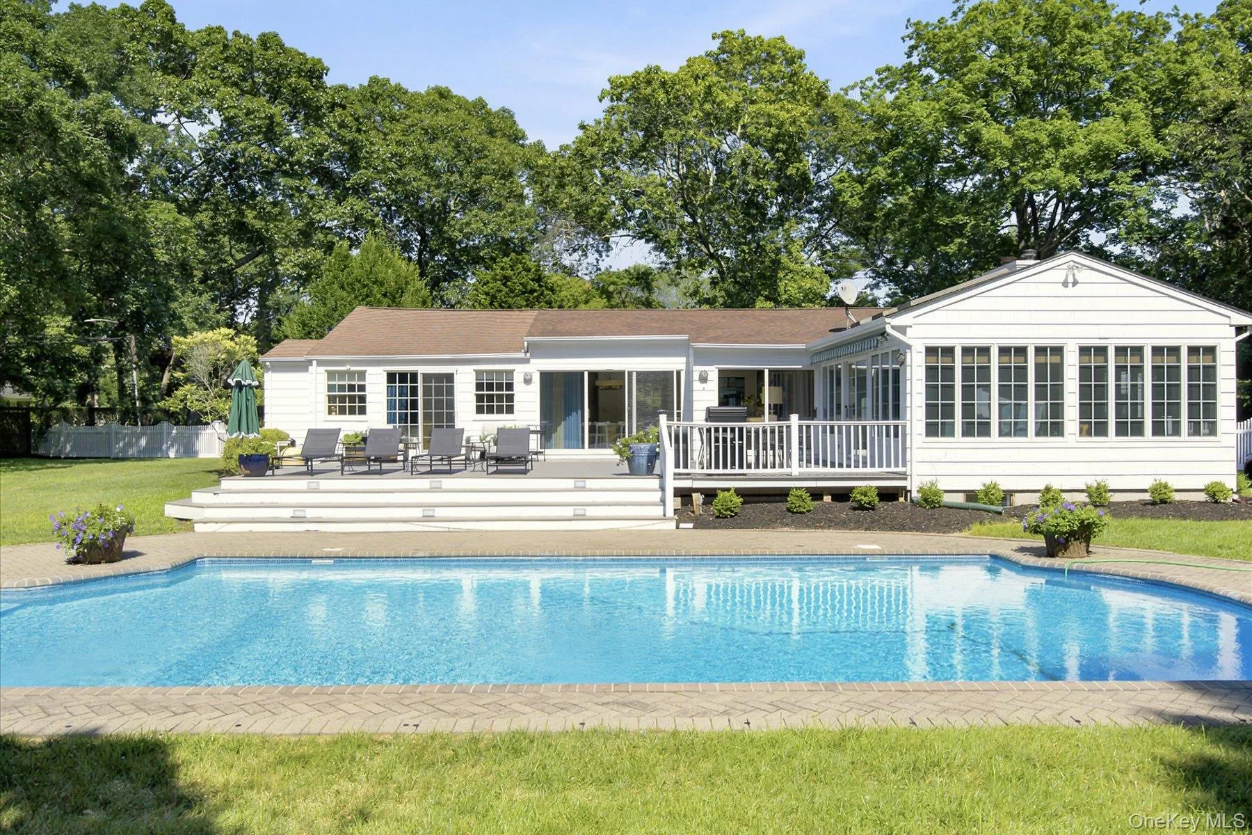 129 Oneck Lane, Southampton, NY, 4 Bedrooms Bedrooms, 8 Rooms Rooms,4 BathroomsBathrooms,Residential,For Rent,Oneck,0,1032639 129 Oneck Lane, Southampton, NY, 4 Bedrooms Bedrooms, 8 Rooms Rooms,4 BathroomsBathrooms,Residential,For Rent,Oneck,0,1032639