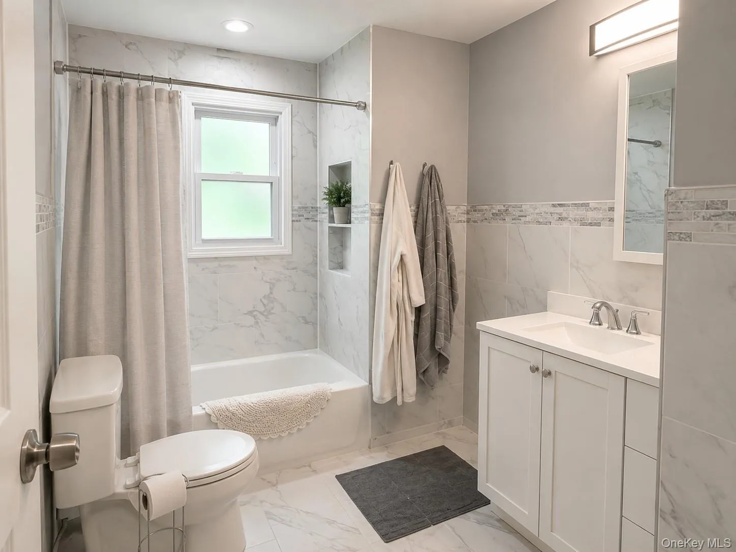 7 Lake Drive, Brookhaven, NY, 5 Bedrooms Bedrooms, 10 Rooms Rooms,2 BathroomsBathrooms,Residential,For Rent,Lake,0,1032641 7 Lake Drive, Brookhaven, NY, 5 Bedrooms Bedrooms, 10 Rooms Rooms,2 BathroomsBathrooms,Residential,For Rent,Lake,0,1032641