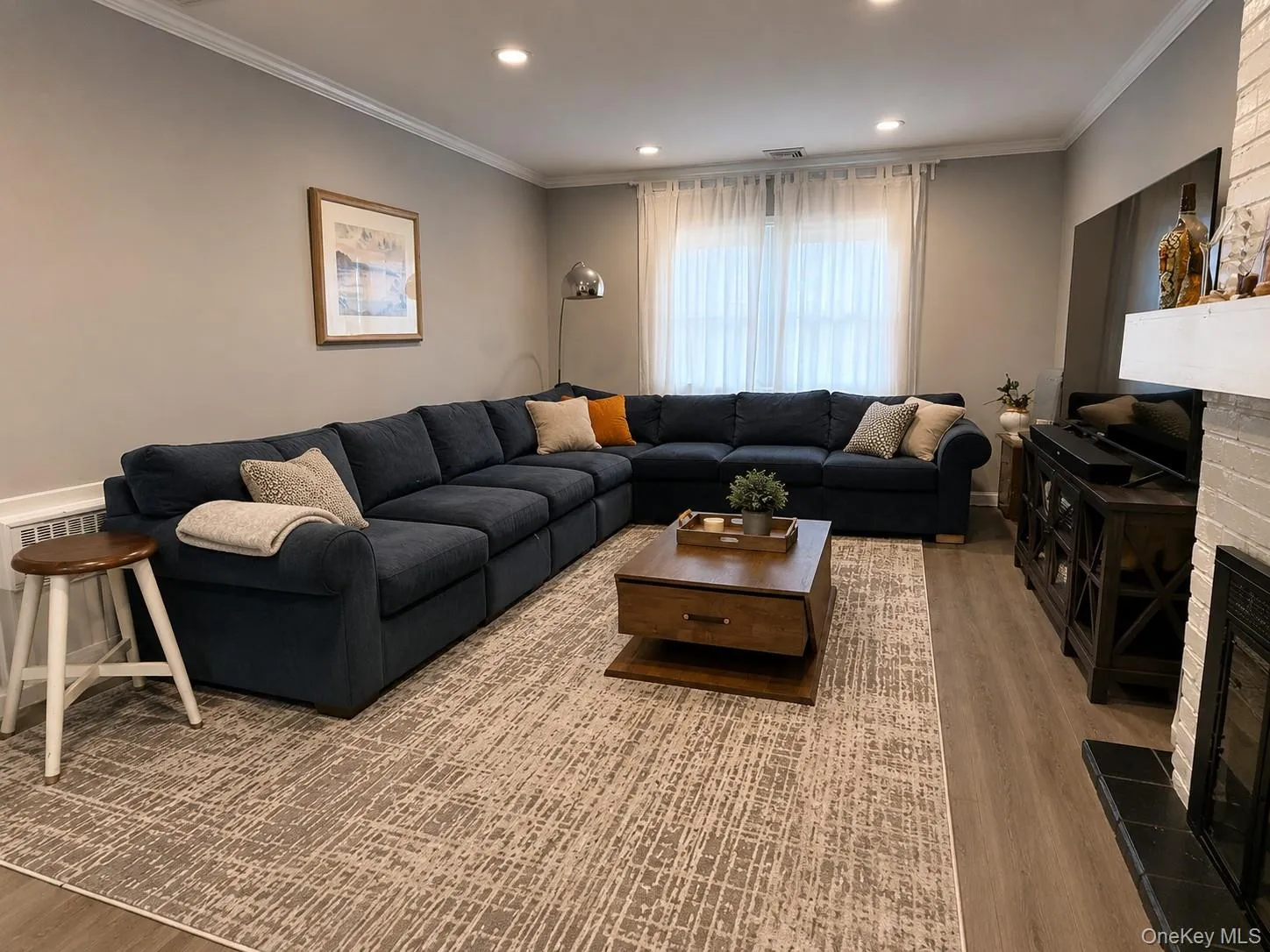 7 Lake Drive, Brookhaven, NY, 5 Bedrooms Bedrooms, 10 Rooms Rooms,2 BathroomsBathrooms,Residential,For Rent,Lake,0,1032641 7 Lake Drive, Brookhaven, NY, 5 Bedrooms Bedrooms, 10 Rooms Rooms,2 BathroomsBathrooms,Residential,For Rent,Lake,0,1032641