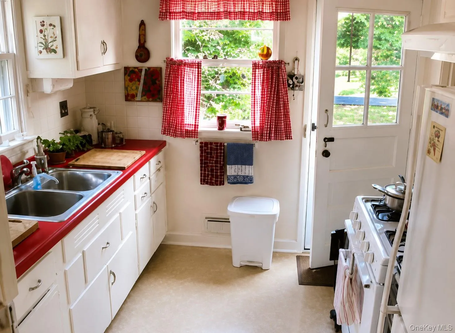 1 Hendrie Dr Extension, Out Of Area, CT, 5 Bedrooms Bedrooms, 10 Rooms Rooms,2 BathroomsBathrooms,Residential,For Rent,Hendrie Dr,0,1032643 1 Hendrie Dr Extension, Out Of Area, CT, 5 Bedrooms Bedrooms, 10 Rooms Rooms,2 BathroomsBathrooms,Residential,For Rent,Hendrie Dr,0,1032643