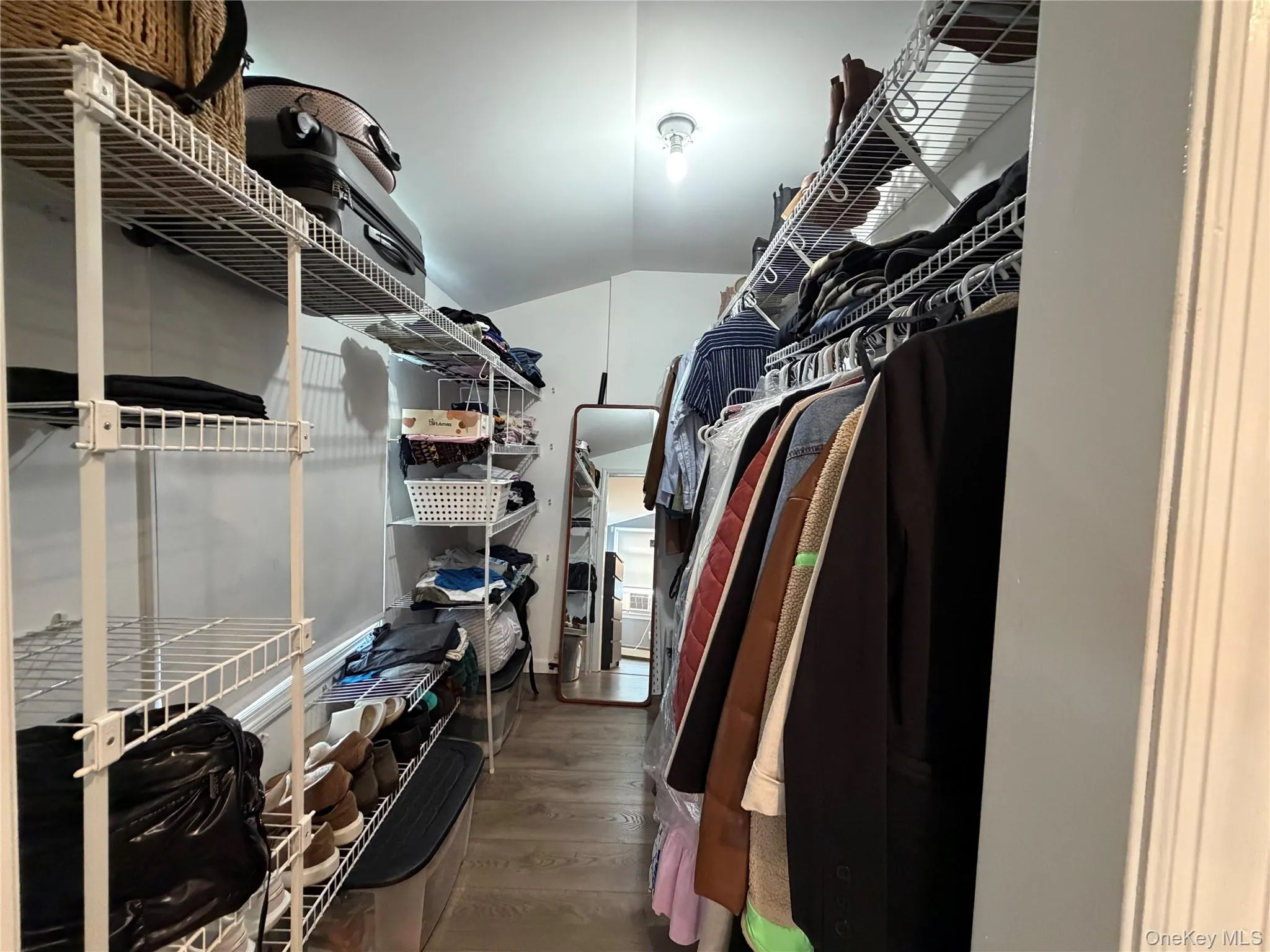 11 Mara Road, Huntington, NY, 1 Bedroom Bedrooms, 2 Rooms Rooms,1 BathroomBathrooms,Residential Lease,For Rent,Mara,0,1032646 11 Mara Road, Huntington, NY, 1 Bedroom Bedrooms, 2 Rooms Rooms,1 BathroomBathrooms,Residential Lease,For Rent,Mara,0,1032646