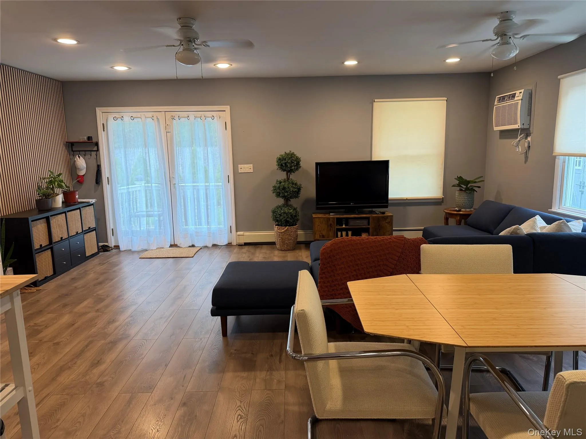 11 Mara Road, Huntington, NY, 1 Bedroom Bedrooms, 2 Rooms Rooms,1 BathroomBathrooms,Residential Lease,For Rent,Mara,0,1032646 11 Mara Road, Huntington, NY, 1 Bedroom Bedrooms, 2 Rooms Rooms,1 BathroomBathrooms,Residential Lease,For Rent,Mara,0,1032646