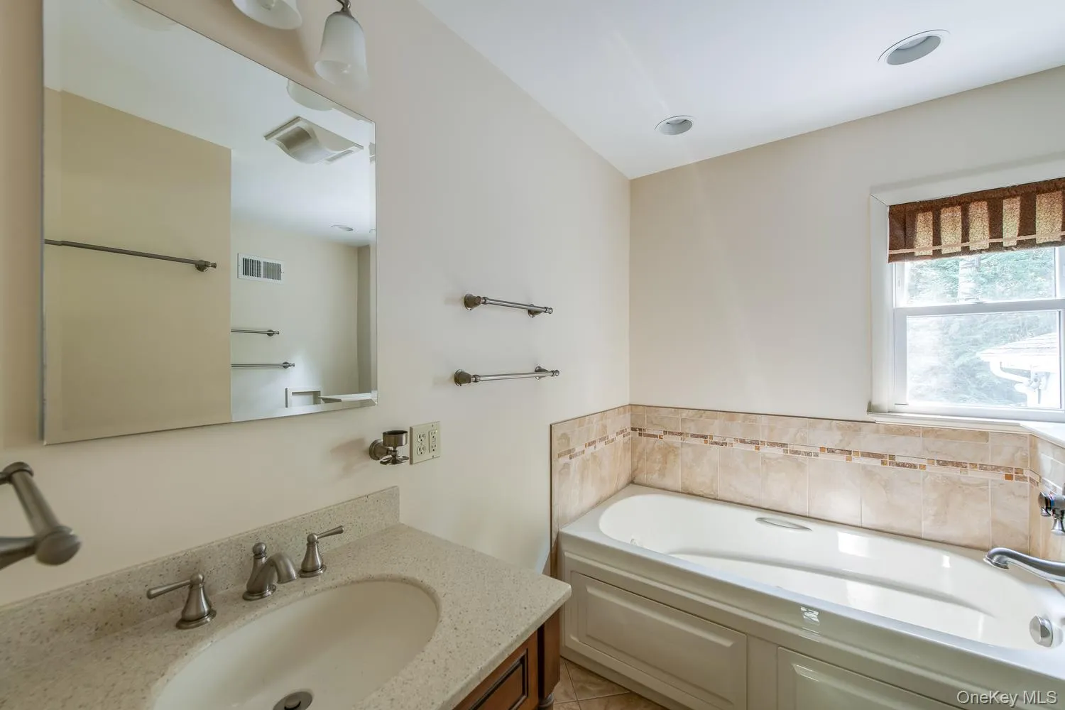 44-58 Homer Place, Poughkeepsie, NY, 3 Bedrooms Bedrooms, 9 Rooms Rooms,1 BathroomBathrooms,Residential,For Rent,Homer,0,1032651 44-58 Homer Place, Poughkeepsie, NY, 3 Bedrooms Bedrooms, 9 Rooms Rooms,1 BathroomBathrooms,Residential,For Rent,Homer,0,1032651