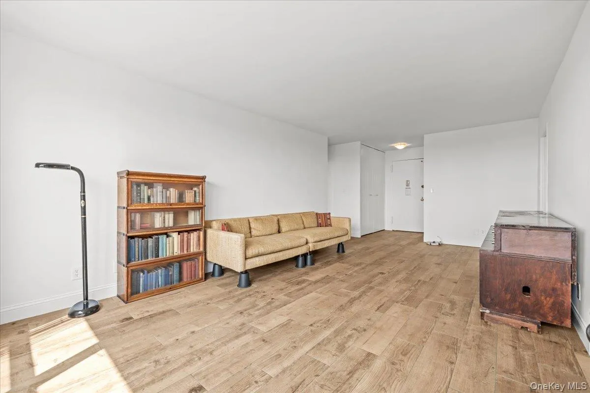 555 Kappock Street, New York, NY, 2 Bedrooms Bedrooms, 5 Rooms Rooms,2 BathroomsBathrooms,Residential,For Rent,Kappock,0,1032657 555 Kappock Street, New York, NY, 2 Bedrooms Bedrooms, 5 Rooms Rooms,2 BathroomsBathrooms,Residential,For Rent,Kappock,0,1032657