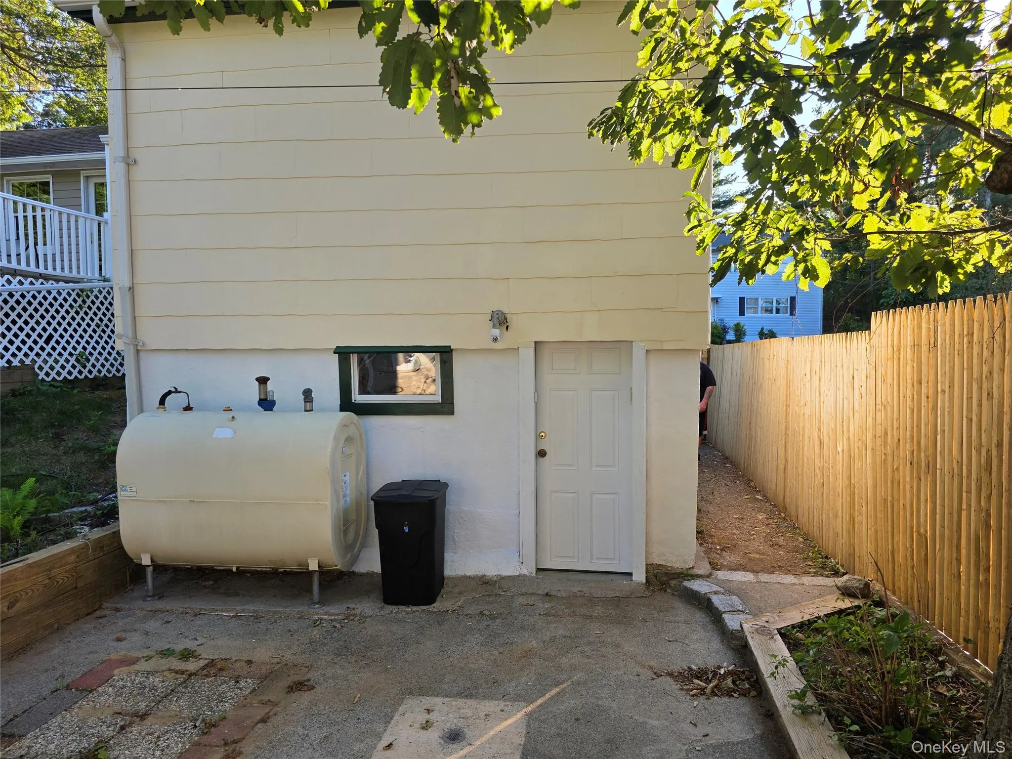 51 Aloma Road, Brookhaven, NY, 2 Bedrooms Bedrooms, 5 Rooms Rooms,1 BathroomBathrooms,Residential,For Rent,Aloma,0,1032667 51 Aloma Road, Brookhaven, NY, 2 Bedrooms Bedrooms, 5 Rooms Rooms,1 BathroomBathrooms,Residential,For Rent,Aloma,0,1032667