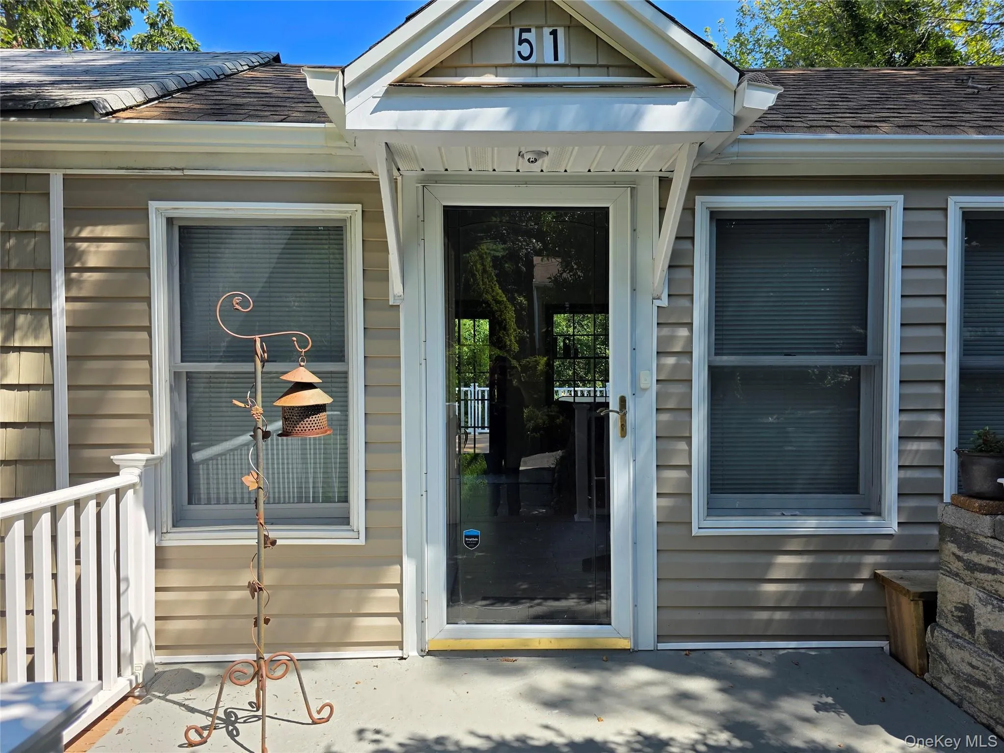 51 Aloma Road, Brookhaven, NY, 2 Bedrooms Bedrooms, 5 Rooms Rooms,1 BathroomBathrooms,Residential,For Rent,Aloma,0,1032667 51 Aloma Road, Brookhaven, NY, 2 Bedrooms Bedrooms, 5 Rooms Rooms,1 BathroomBathrooms,Residential,For Rent,Aloma,0,1032667