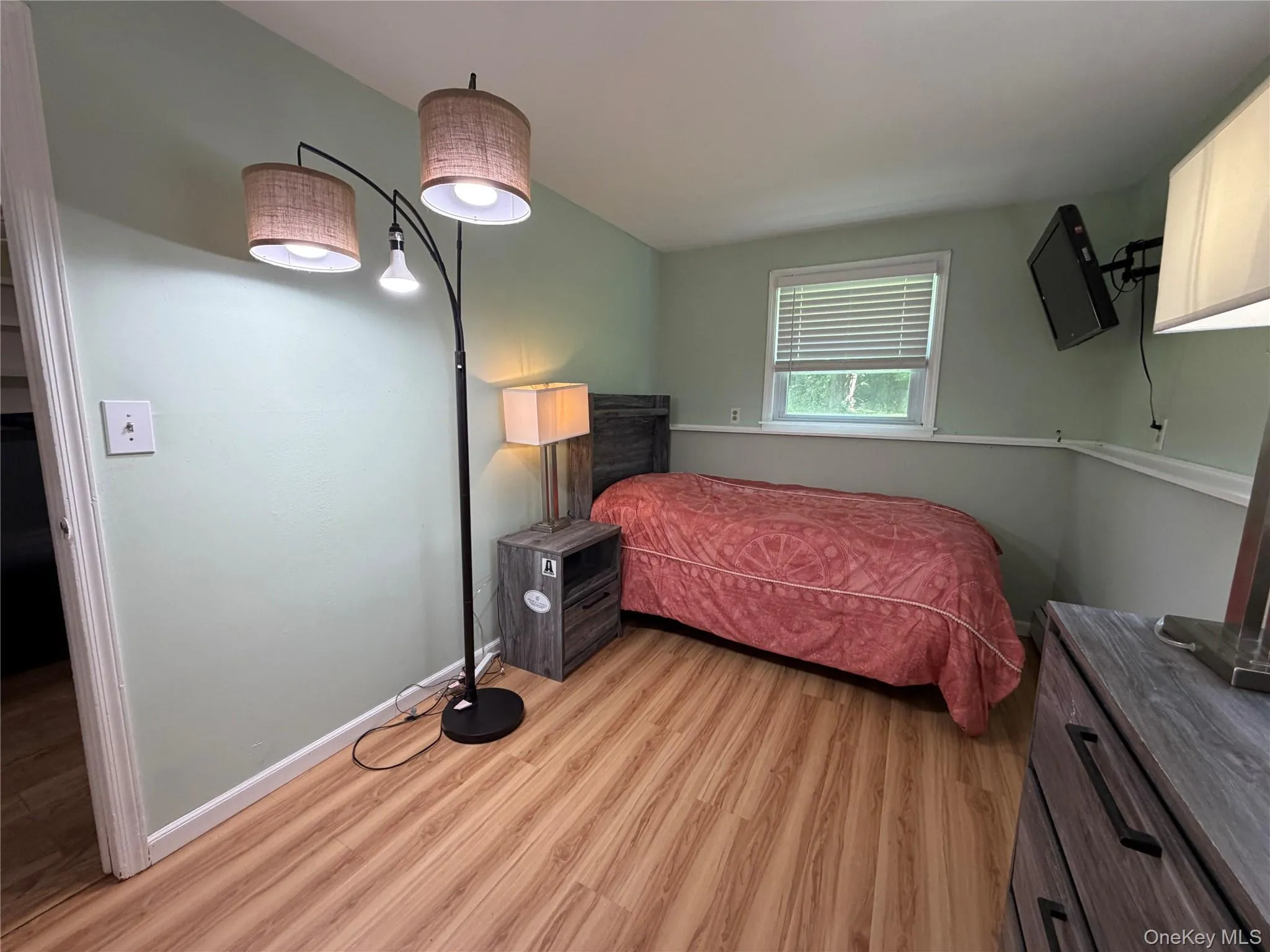 17 Hunter Street, Woodbury, NY, 3 Bedrooms Bedrooms, 8 Rooms Rooms,1 BathroomBathrooms,Residential,For Rent,Hunter,0,1032668 17 Hunter Street, Woodbury, NY, 3 Bedrooms Bedrooms, 8 Rooms Rooms,1 BathroomBathrooms,Residential,For Rent,Hunter,0,1032668