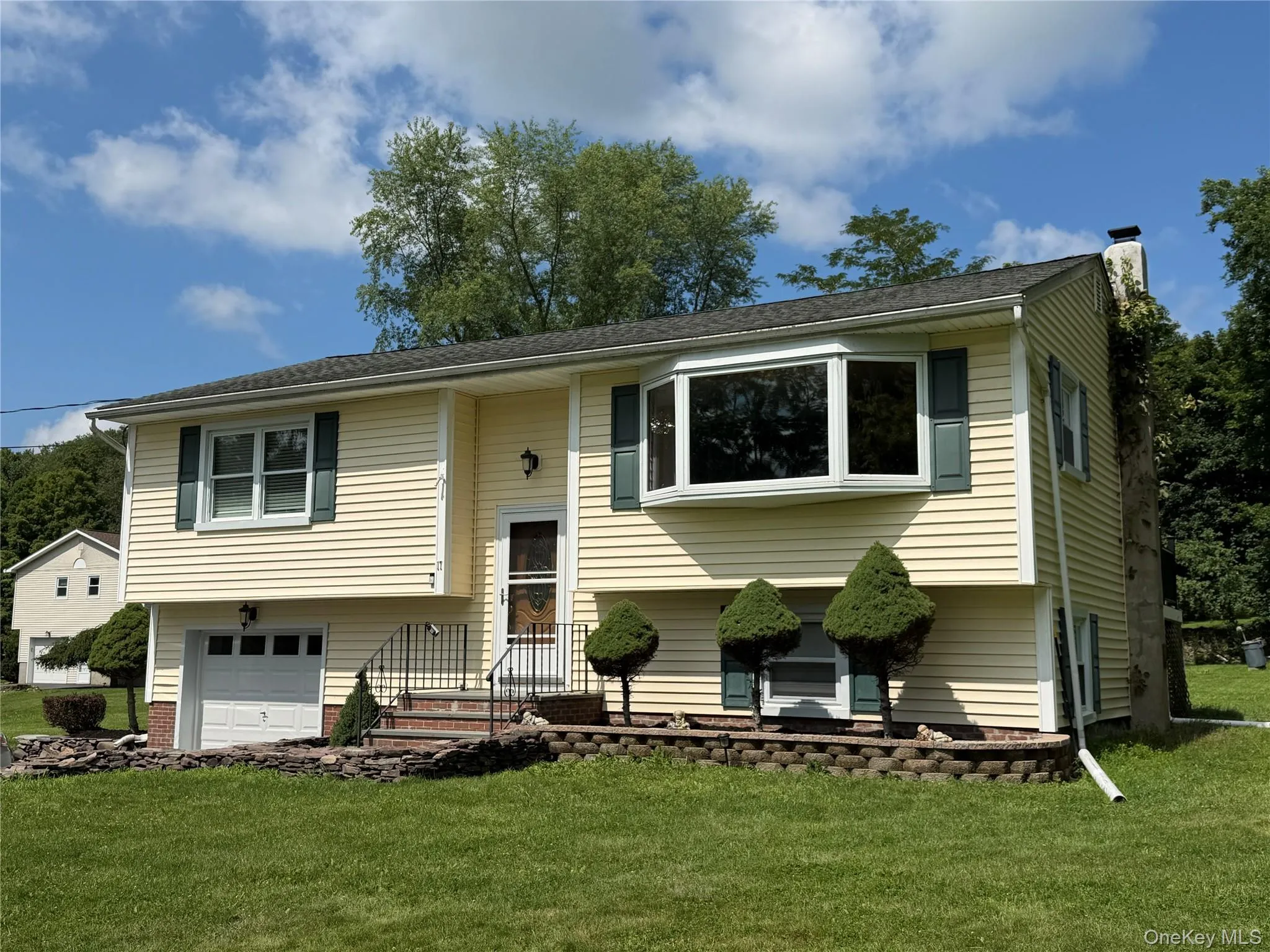 17 Hunter Street, Woodbury, NY, 3 Bedrooms Bedrooms, 8 Rooms Rooms,1 BathroomBathrooms,Residential,For Rent,Hunter,0,1032668 17 Hunter Street, Woodbury, NY, 3 Bedrooms Bedrooms, 8 Rooms Rooms,1 BathroomBathrooms,Residential,For Rent,Hunter,0,1032668