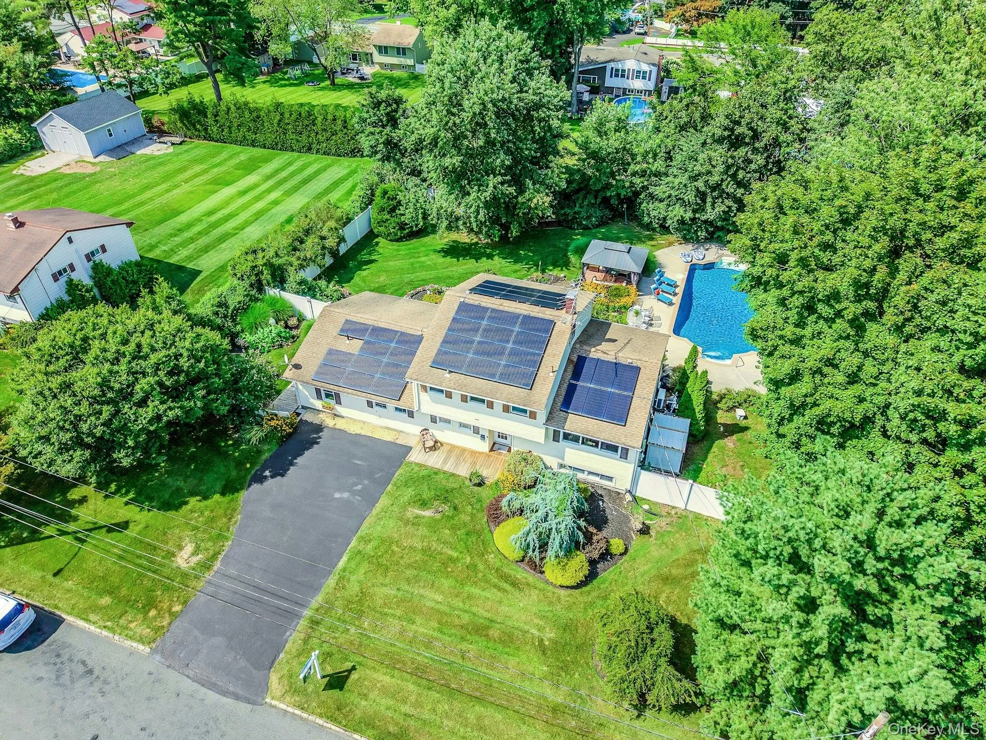 60 East Road, Orangetown, NY, 4 Bedrooms Bedrooms, 8 Rooms Rooms,2 BathroomsBathrooms,Residential,For Rent,East,0,1032669 60 East Road, Orangetown, NY, 4 Bedrooms Bedrooms, 8 Rooms Rooms,2 BathroomsBathrooms,Residential,For Rent,East,0,1032669
