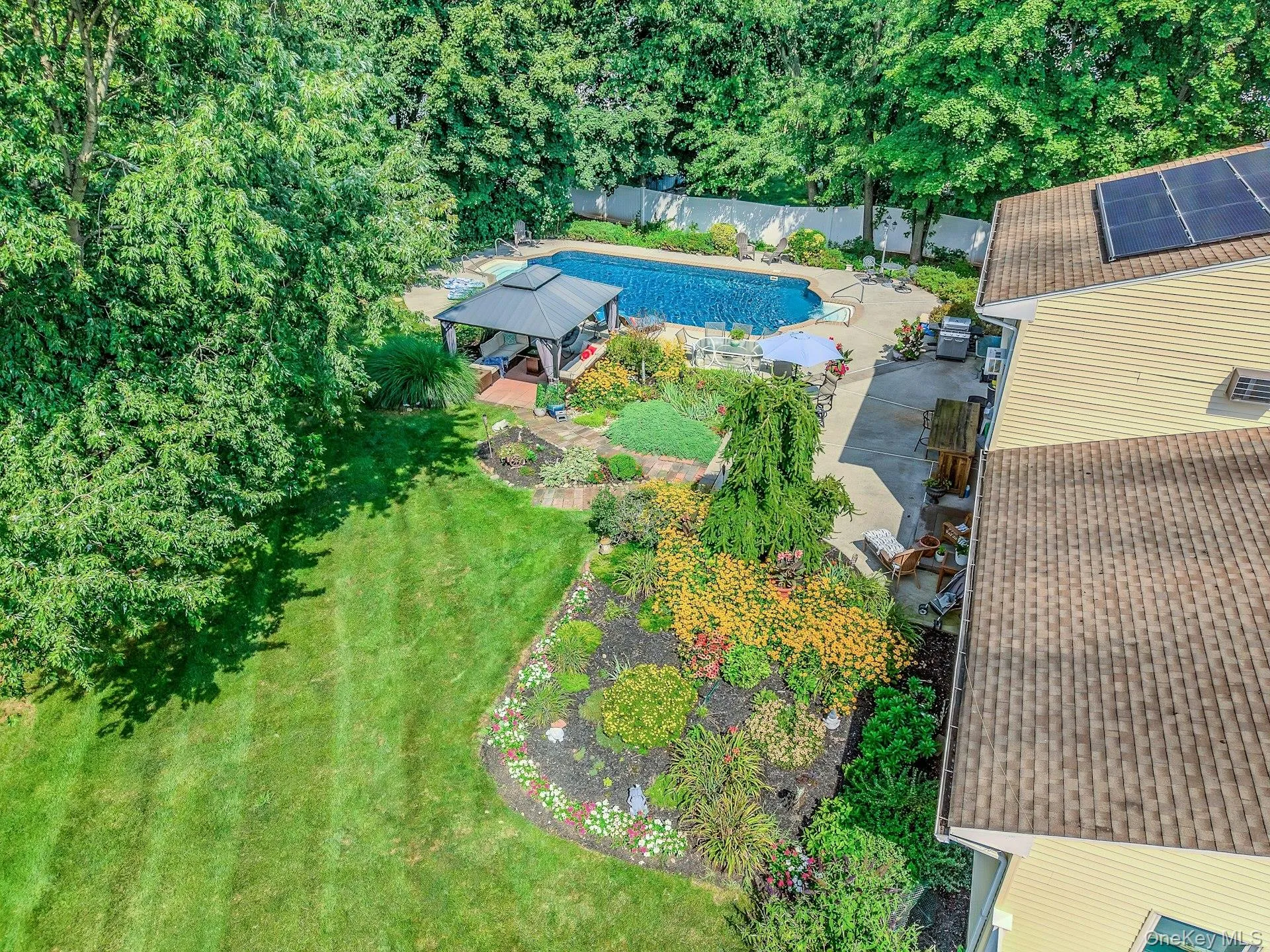 60 East Road, Orangetown, NY, 4 Bedrooms Bedrooms, 8 Rooms Rooms,2 BathroomsBathrooms,Residential,For Rent,East,0,1032669 60 East Road, Orangetown, NY, 4 Bedrooms Bedrooms, 8 Rooms Rooms,2 BathroomsBathrooms,Residential,For Rent,East,0,1032669