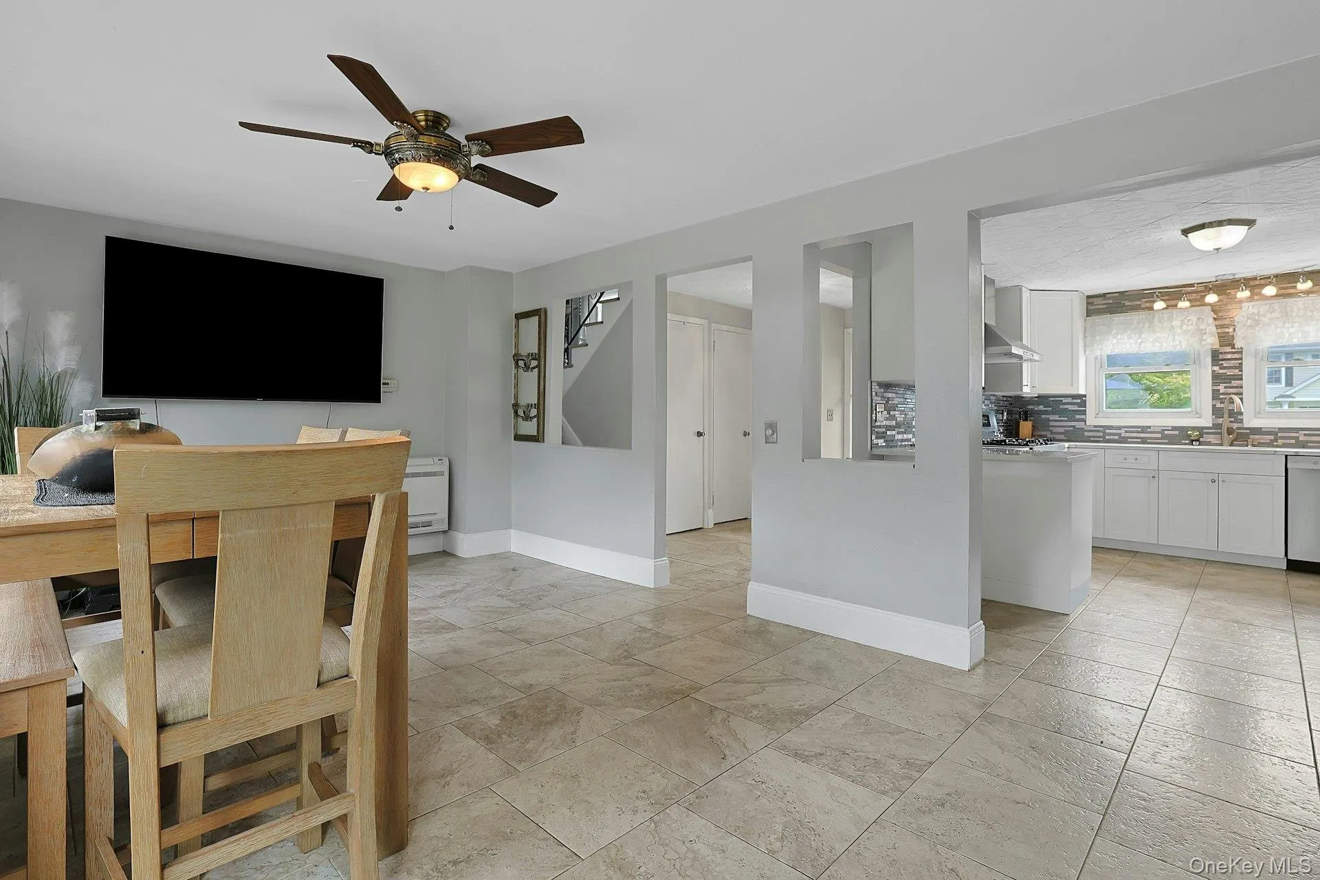 60 East Road, Orangetown, NY, 4 Bedrooms Bedrooms, 8 Rooms Rooms,2 BathroomsBathrooms,Residential,For Rent,East,0,1032669 60 East Road, Orangetown, NY, 4 Bedrooms Bedrooms, 8 Rooms Rooms,2 BathroomsBathrooms,Residential,For Rent,East,0,1032669