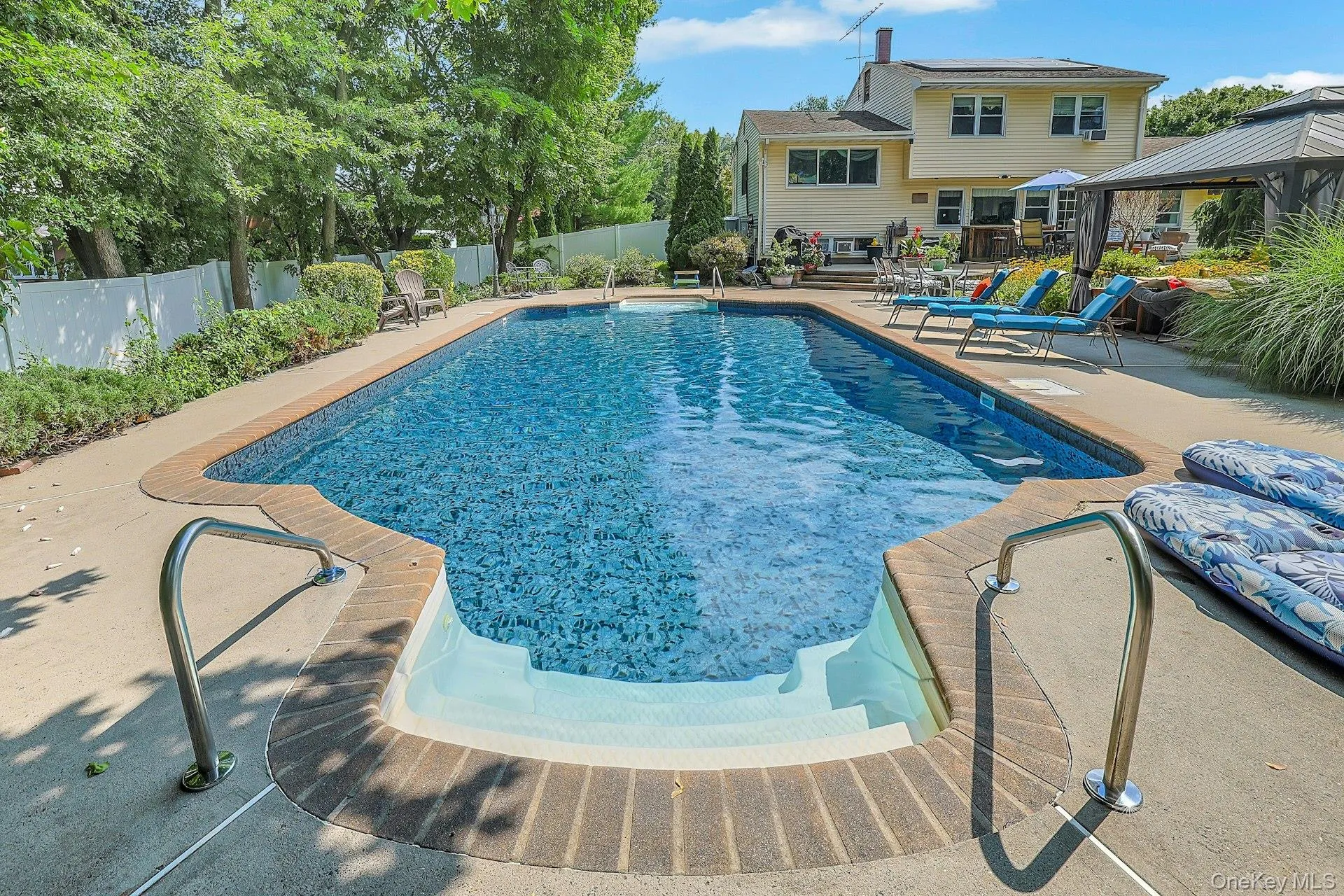60 East Road, Orangetown, NY, 4 Bedrooms Bedrooms, 8 Rooms Rooms,2 BathroomsBathrooms,Residential,For Rent,East,0,1032669 60 East Road, Orangetown, NY, 4 Bedrooms Bedrooms, 8 Rooms Rooms,2 BathroomsBathrooms,Residential,For Rent,East,0,1032669