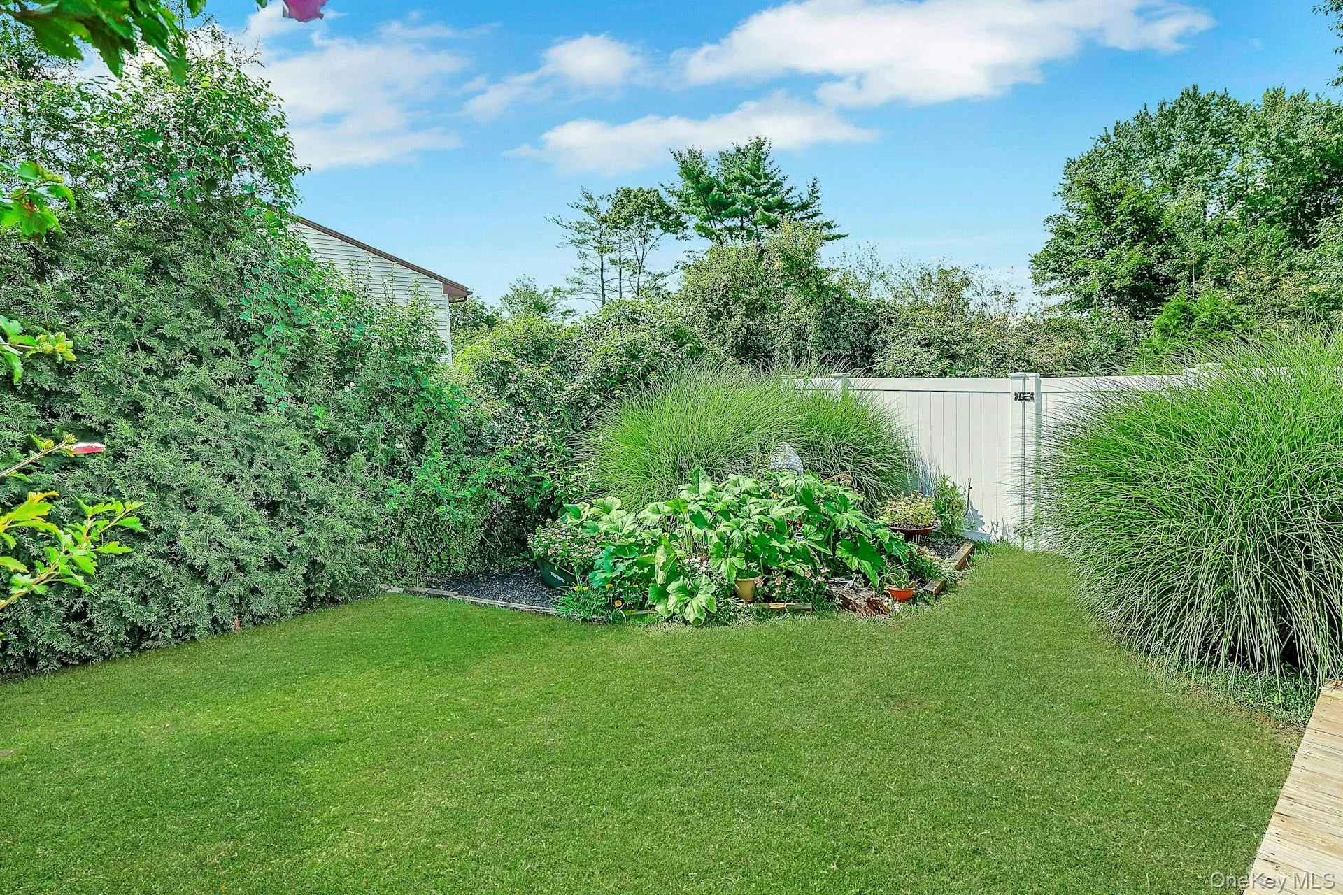 60 East Road, Orangetown, NY, 4 Bedrooms Bedrooms, 8 Rooms Rooms,2 BathroomsBathrooms,Residential,For Rent,East,0,1032669 60 East Road, Orangetown, NY, 4 Bedrooms Bedrooms, 8 Rooms Rooms,2 BathroomsBathrooms,Residential,For Rent,East,0,1032669