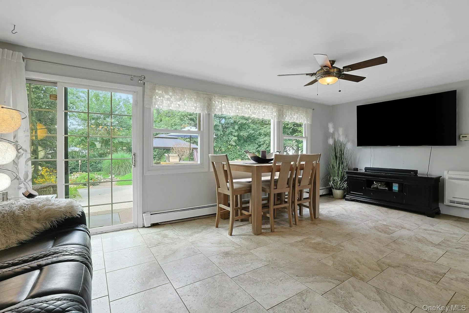 60 East Road, Orangetown, NY, 4 Bedrooms Bedrooms, 8 Rooms Rooms,2 BathroomsBathrooms,Residential,For Rent,East,0,1032669 60 East Road, Orangetown, NY, 4 Bedrooms Bedrooms, 8 Rooms Rooms,2 BathroomsBathrooms,Residential,For Rent,East,0,1032669