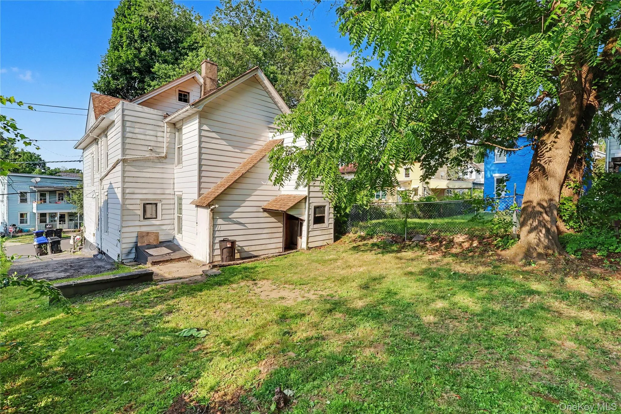 39 Spruce St, Poughkeepsie, NY, 4 Bedrooms Bedrooms, 8 Rooms Rooms,2 BathroomsBathrooms,Residential Lease,For Rent,Spruce St,0,1032672 39 Spruce St, Poughkeepsie, NY, 4 Bedrooms Bedrooms, 8 Rooms Rooms,2 BathroomsBathrooms,Residential Lease,For Rent,Spruce St,0,1032672