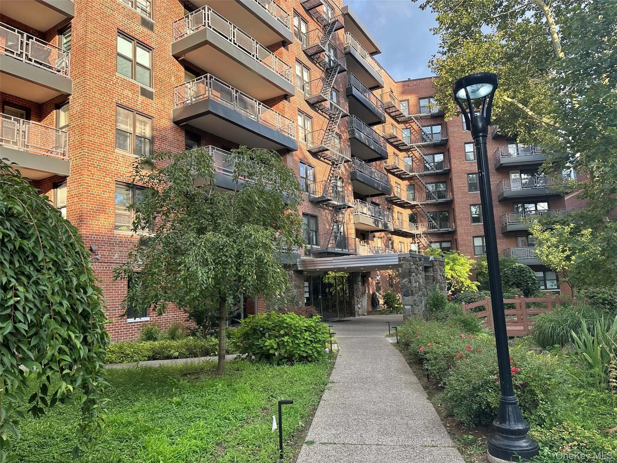 8710 51st Avenue, New York, NY, 1 Bedroom Bedrooms, 4 Rooms Rooms,1 BathroomBathrooms,Residential,For Rent,51st,0,1032676 8710 51st Avenue, New York, NY, 1 Bedroom Bedrooms, 4 Rooms Rooms,1 BathroomBathrooms,Residential,For Rent,51st,0,1032676