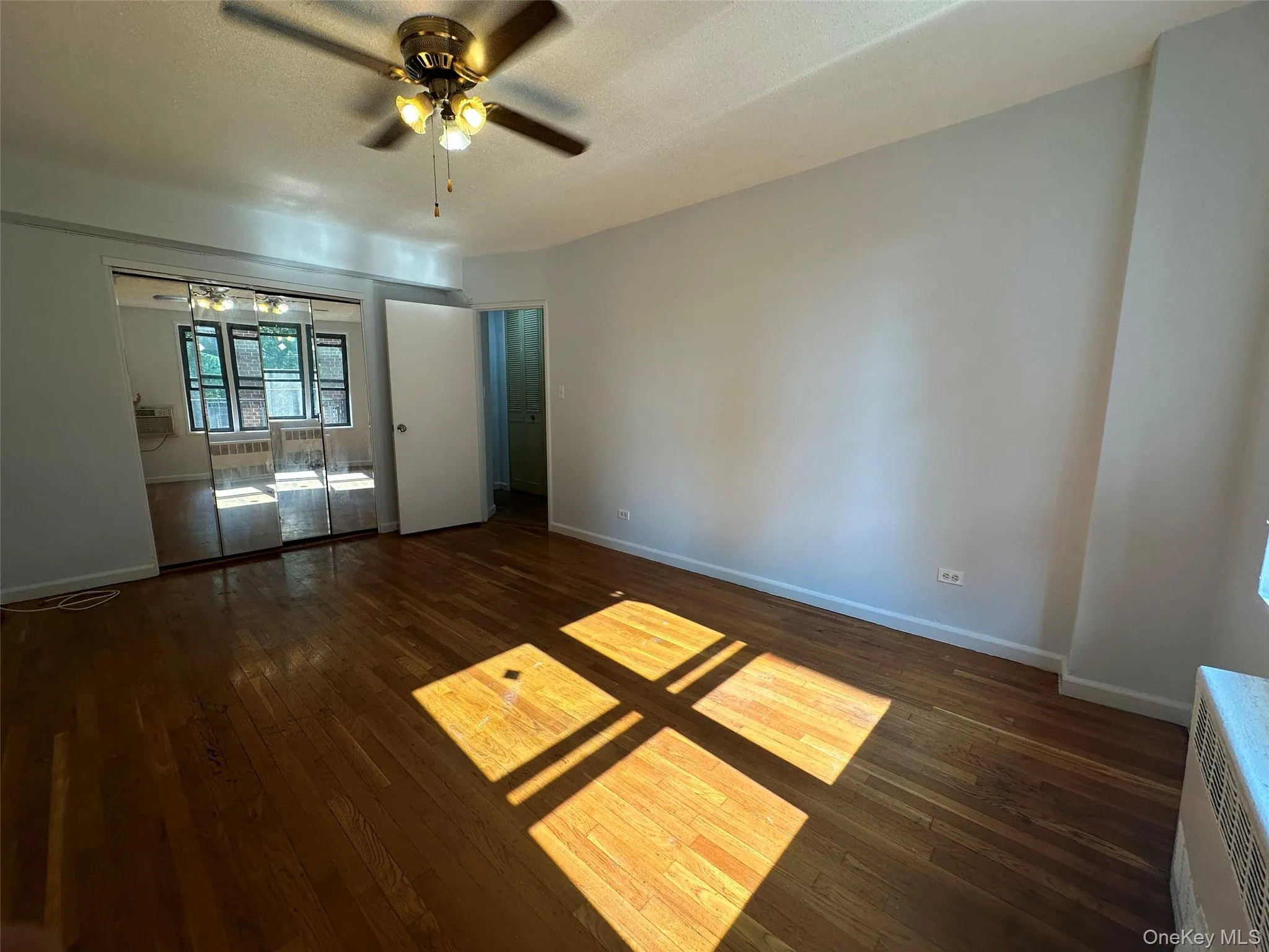8710 51st Avenue, New York, NY, 1 Bedroom Bedrooms, 4 Rooms Rooms,1 BathroomBathrooms,Residential,For Rent,51st,0,1032676 8710 51st Avenue, New York, NY, 1 Bedroom Bedrooms, 4 Rooms Rooms,1 BathroomBathrooms,Residential,For Rent,51st,0,1032676