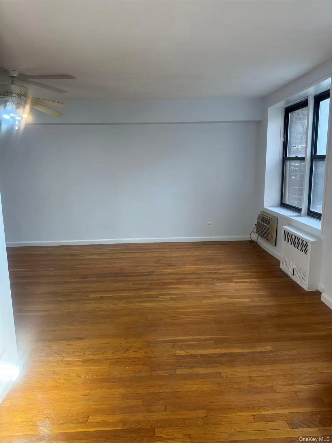 8710 51st Avenue, New York, NY, 1 Bedroom Bedrooms, 4 Rooms Rooms,1 BathroomBathrooms,Residential,For Rent,51st,0,1032676 8710 51st Avenue, New York, NY, 1 Bedroom Bedrooms, 4 Rooms Rooms,1 BathroomBathrooms,Residential,For Rent,51st,0,1032676