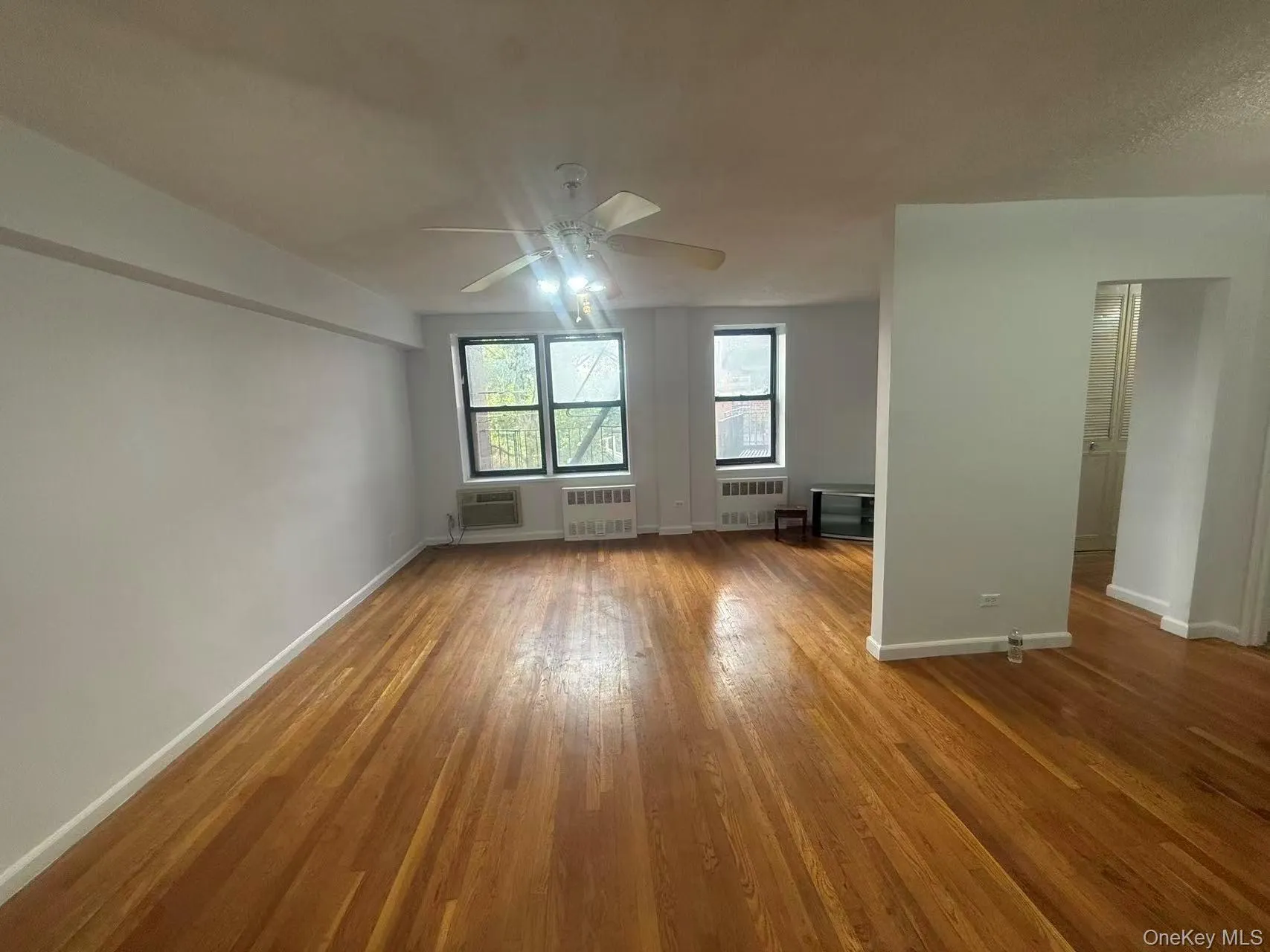 8710 51st Avenue, New York, NY, 1 Bedroom Bedrooms, 4 Rooms Rooms,1 BathroomBathrooms,Residential,For Rent,51st,0,1032676 8710 51st Avenue, New York, NY, 1 Bedroom Bedrooms, 4 Rooms Rooms,1 BathroomBathrooms,Residential,For Rent,51st,0,1032676