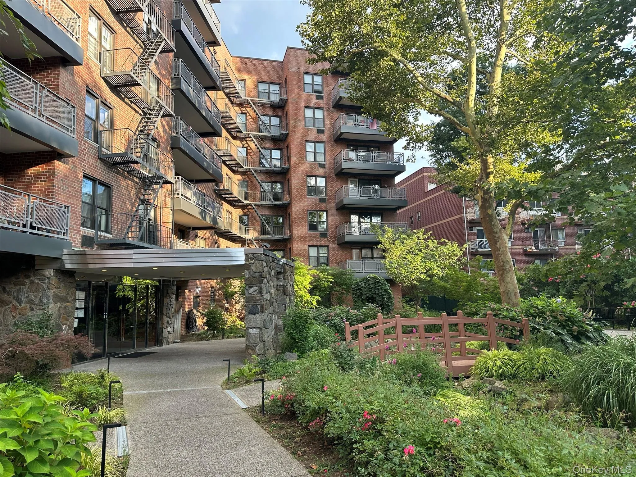 8710 51st Avenue, New York, NY, 1 Bedroom Bedrooms, 4 Rooms Rooms,1 BathroomBathrooms,Residential,For Rent,51st,0,1032676 8710 51st Avenue, New York, NY, 1 Bedroom Bedrooms, 4 Rooms Rooms,1 BathroomBathrooms,Residential,For Rent,51st,0,1032676