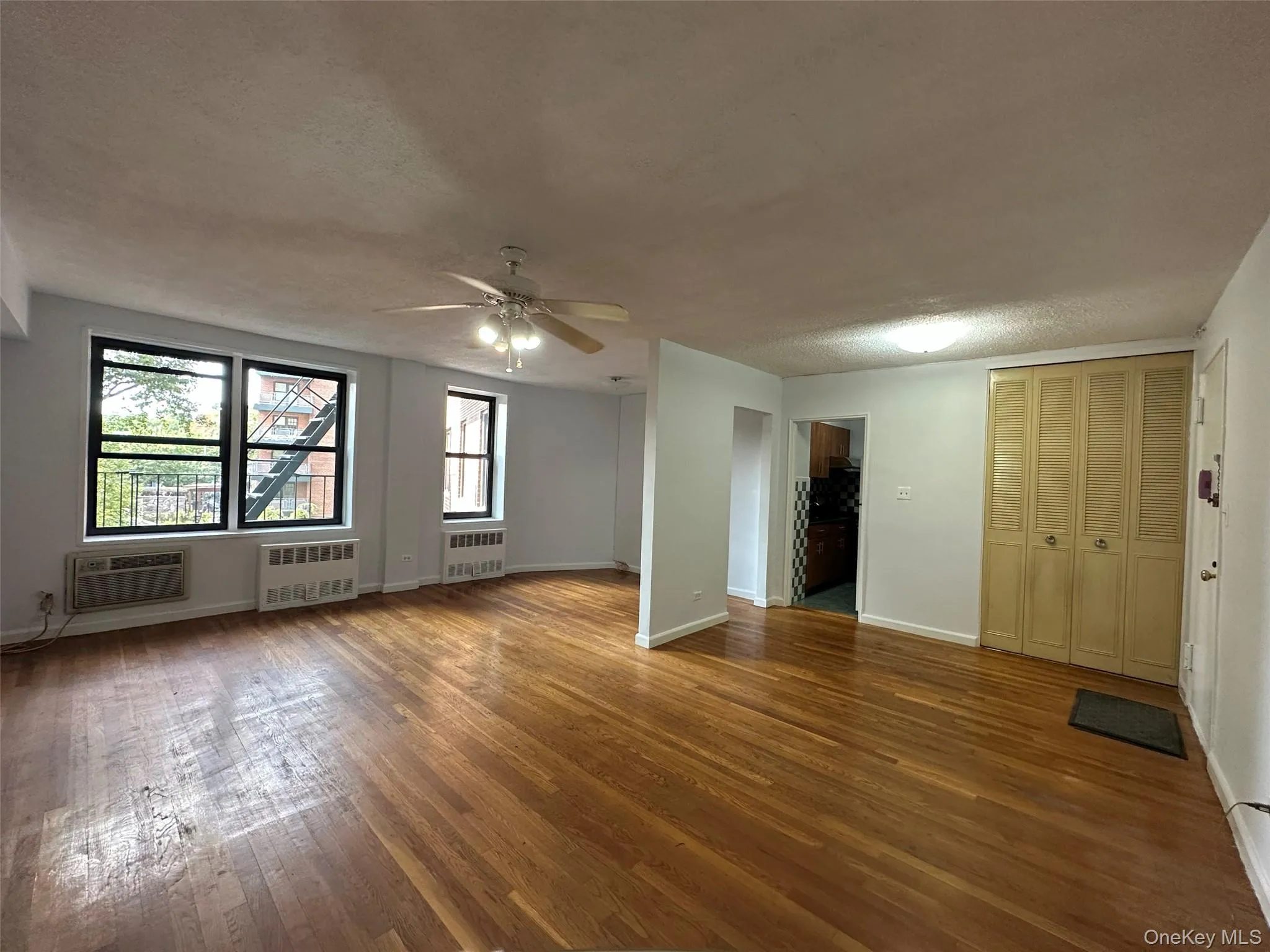 8710 51st Avenue, New York, NY, 1 Bedroom Bedrooms, 4 Rooms Rooms,1 BathroomBathrooms,Residential,For Rent,51st,0,1032676 8710 51st Avenue, New York, NY, 1 Bedroom Bedrooms, 4 Rooms Rooms,1 BathroomBathrooms,Residential,For Rent,51st,0,1032676