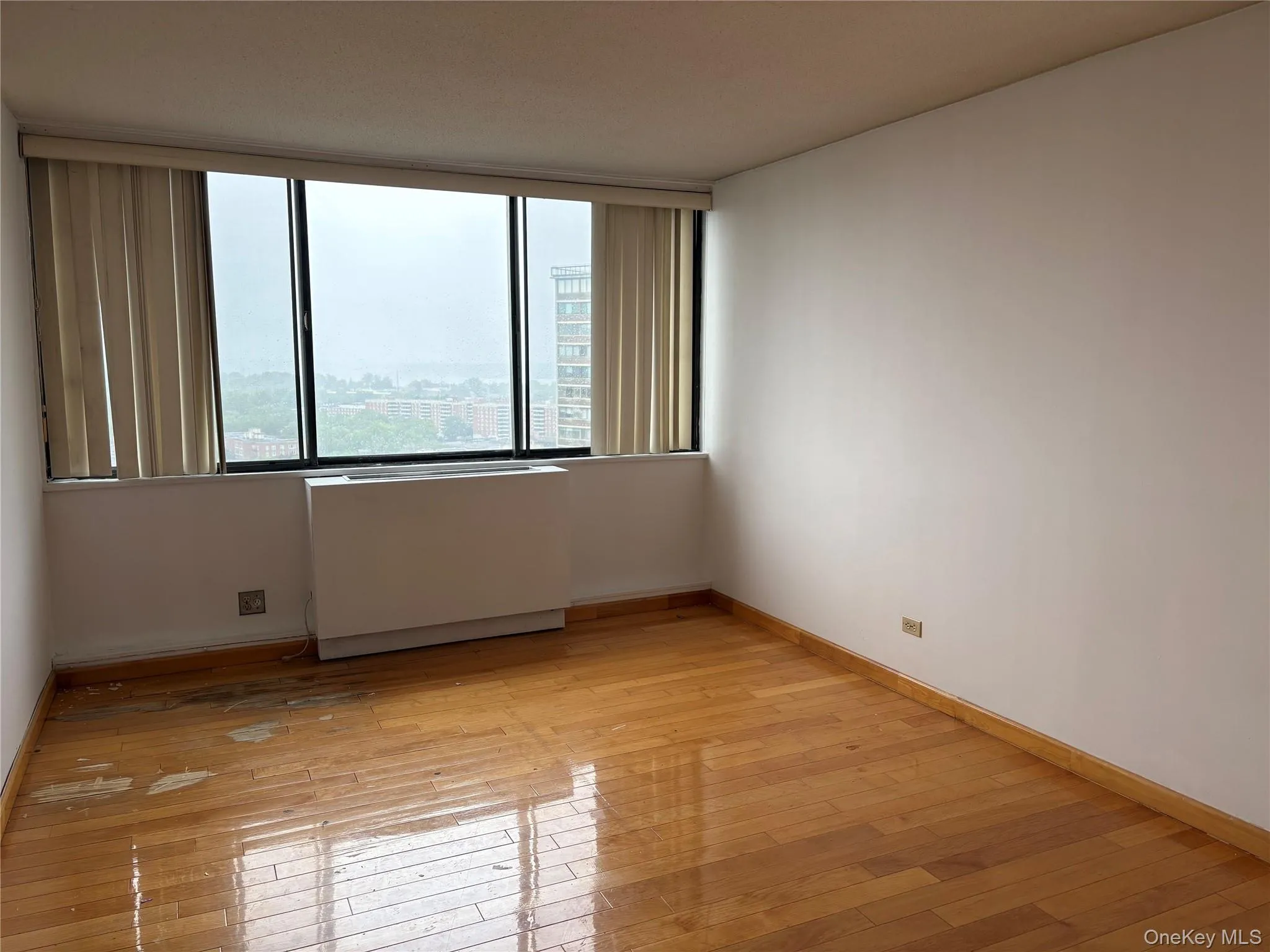 1 Bay Club Drive, New York, NY, 1 Bedroom Bedrooms, 4 Rooms Rooms,1 BathroomBathrooms,Residential Lease,For Rent,Bay Club,0,1032678 1 Bay Club Drive, New York, NY, 1 Bedroom Bedrooms, 4 Rooms Rooms,1 BathroomBathrooms,Residential Lease,For Rent,Bay Club,0,1032678