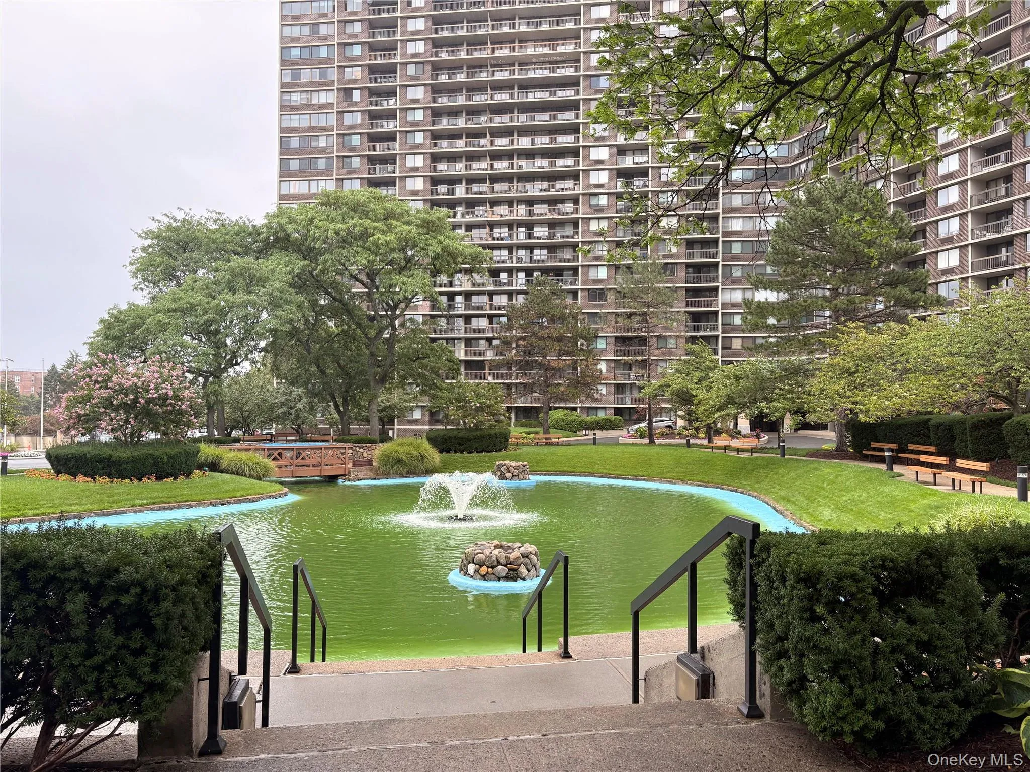 1 Bay Club Drive, New York, NY, 1 Bedroom Bedrooms, 4 Rooms Rooms,1 BathroomBathrooms,Residential Lease,For Rent,Bay Club,0,1032678 1 Bay Club Drive, New York, NY, 1 Bedroom Bedrooms, 4 Rooms Rooms,1 BathroomBathrooms,Residential Lease,For Rent,Bay Club,0,1032678