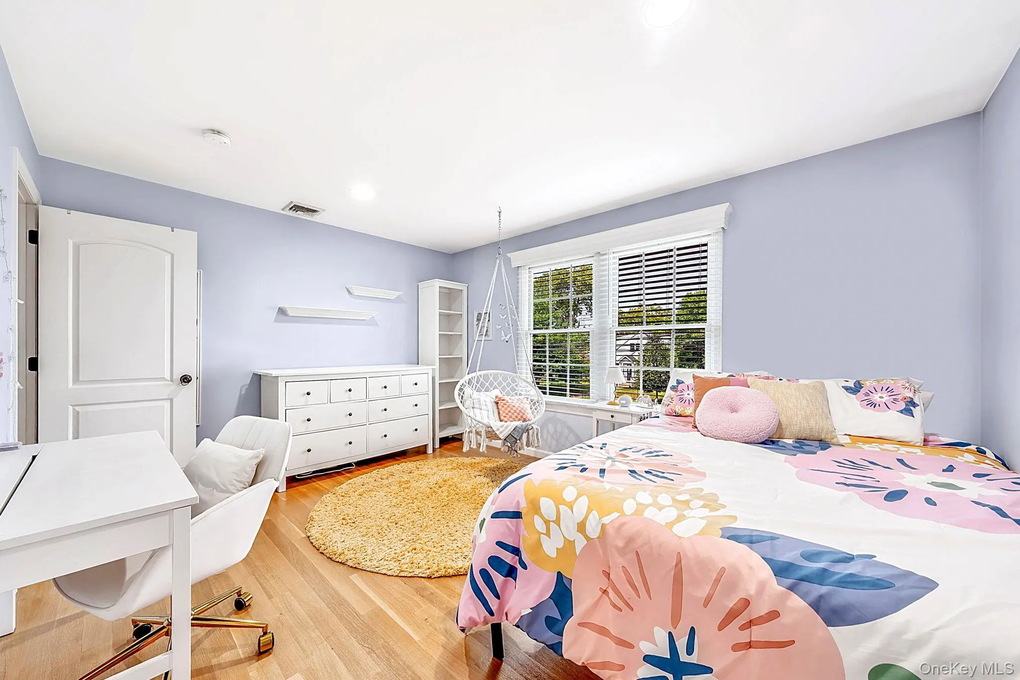 121 Bayway Avenue, Islip, NY, 4 Bedrooms Bedrooms, 9 Rooms Rooms,2 BathroomsBathrooms,Residential,For Rent,Bayway,0,1032680 121 Bayway Avenue, Islip, NY, 4 Bedrooms Bedrooms, 9 Rooms Rooms,2 BathroomsBathrooms,Residential,For Rent,Bayway,0,1032680