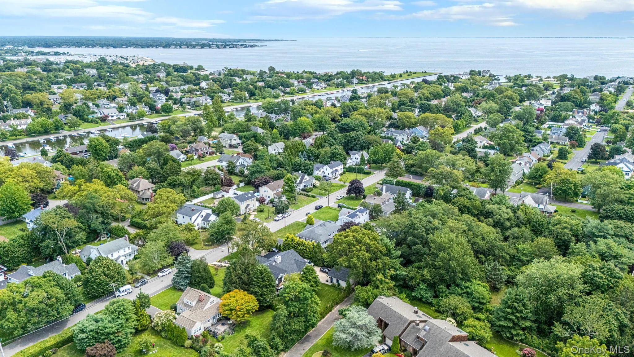 121 Bayway Avenue, Islip, NY, 4 Bedrooms Bedrooms, 9 Rooms Rooms,2 BathroomsBathrooms,Residential,For Rent,Bayway,0,1032680 121 Bayway Avenue, Islip, NY, 4 Bedrooms Bedrooms, 9 Rooms Rooms,2 BathroomsBathrooms,Residential,For Rent,Bayway,0,1032680