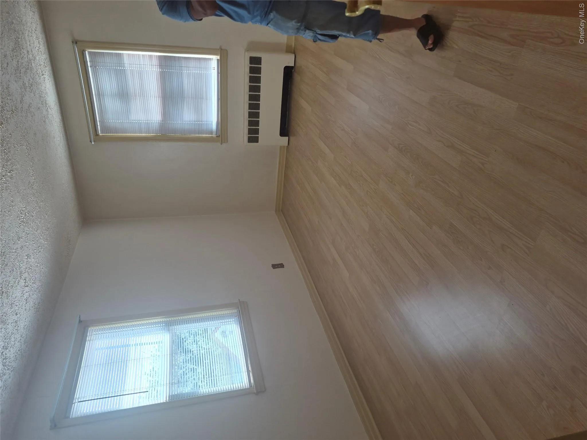 8714 Commonwealth Boulevard, New York, NY, 2 Bedrooms Bedrooms, 6 Rooms Rooms,1 BathroomBathrooms,Residential Lease,For Rent,Commonwealth,0,1032688 8714 Commonwealth Boulevard, New York, NY, 2 Bedrooms Bedrooms, 6 Rooms Rooms,1 BathroomBathrooms,Residential Lease,For Rent,Commonwealth,0,1032688