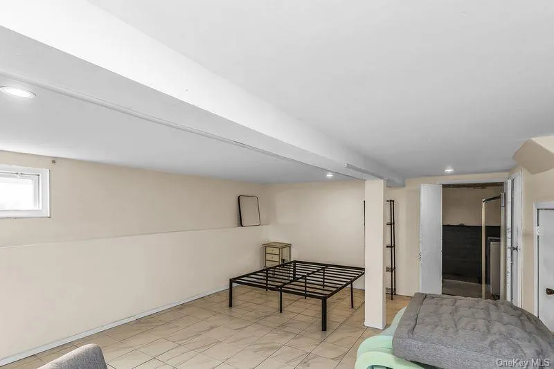 548 Broadway, Long Beach, NY, 3 Bedrooms Bedrooms, 6 Rooms Rooms,1 BathroomBathrooms,Residential,For Rent,Broadway,0,1032691 548 Broadway, Long Beach, NY, 3 Bedrooms Bedrooms, 6 Rooms Rooms,1 BathroomBathrooms,Residential,For Rent,Broadway,0,1032691
