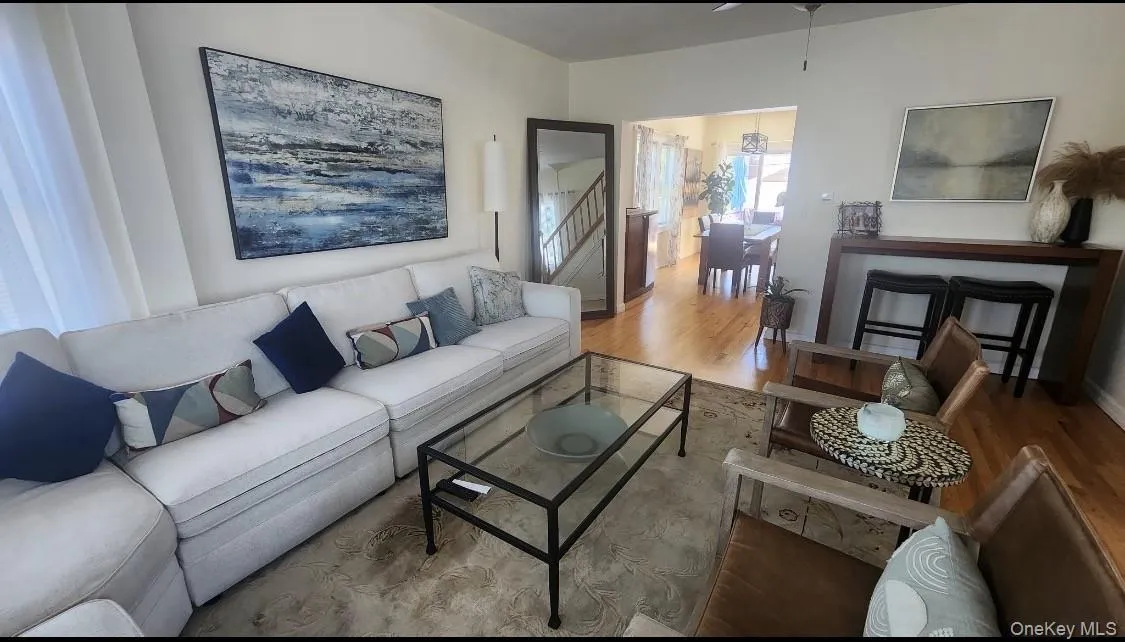 548 Broadway, Long Beach, NY, 3 Bedrooms Bedrooms, 6 Rooms Rooms,1 BathroomBathrooms,Residential,For Rent,Broadway,0,1032691 548 Broadway, Long Beach, NY, 3 Bedrooms Bedrooms, 6 Rooms Rooms,1 BathroomBathrooms,Residential,For Rent,Broadway,0,1032691
