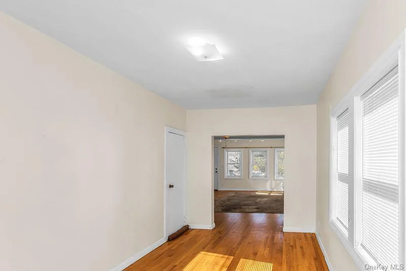 548 Broadway, Long Beach, NY, 3 Bedrooms Bedrooms, 6 Rooms Rooms,1 BathroomBathrooms,Residential,For Rent,Broadway,0,1032691 548 Broadway, Long Beach, NY, 3 Bedrooms Bedrooms, 6 Rooms Rooms,1 BathroomBathrooms,Residential,For Rent,Broadway,0,1032691
