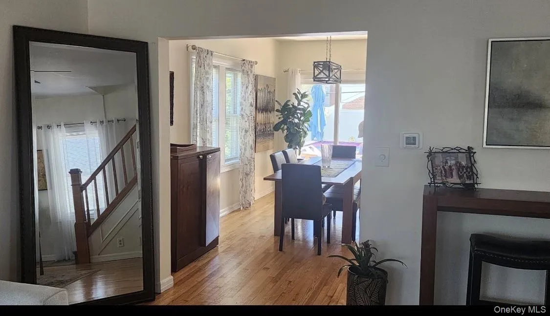548 Broadway, Long Beach, NY, 3 Bedrooms Bedrooms, 6 Rooms Rooms,1 BathroomBathrooms,Residential,For Rent,Broadway,0,1032691 548 Broadway, Long Beach, NY, 3 Bedrooms Bedrooms, 6 Rooms Rooms,1 BathroomBathrooms,Residential,For Rent,Broadway,0,1032691