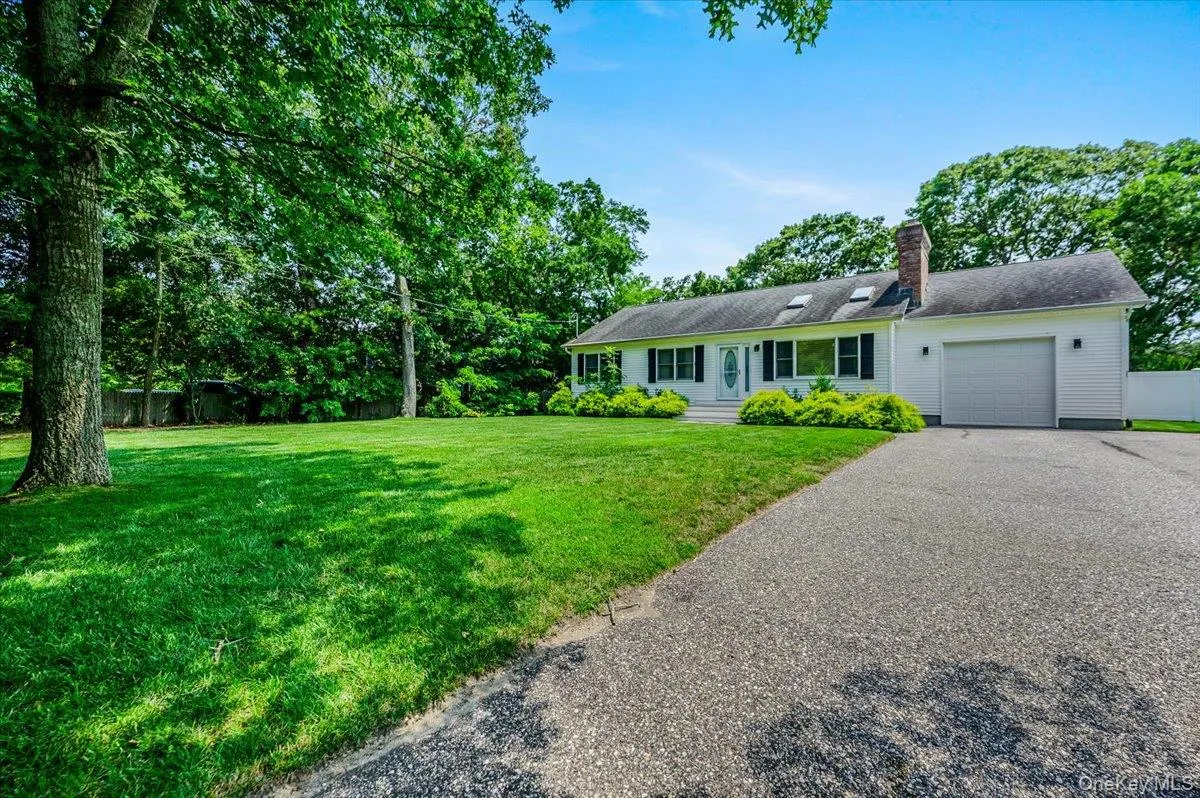31 Carter Road, Southampton, NY, 3 Bedrooms Bedrooms, 6 Rooms Rooms,2 BathroomsBathrooms,Residential,For Rent,Carter,0,1032694 31 Carter Road, Southampton, NY, 3 Bedrooms Bedrooms, 6 Rooms Rooms,2 BathroomsBathrooms,Residential,For Rent,Carter,0,1032694