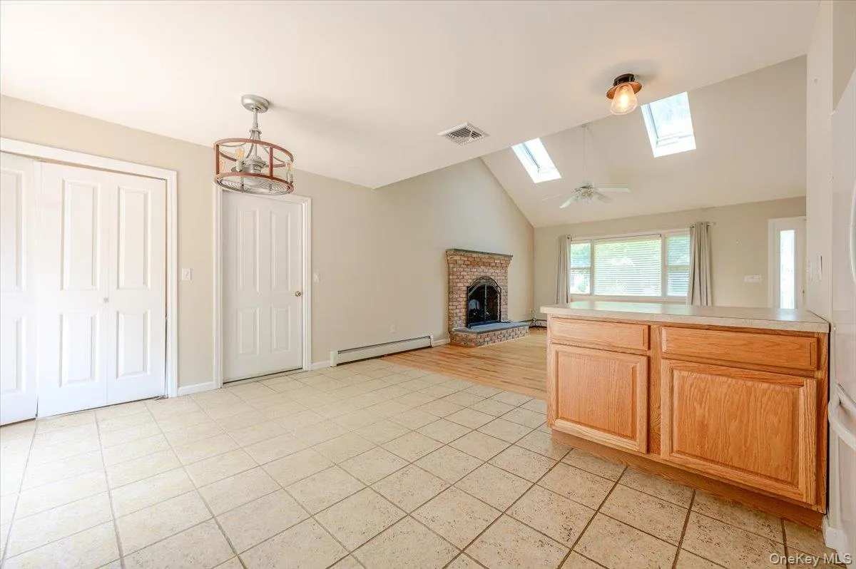 31 Carter Road, Southampton, NY, 3 Bedrooms Bedrooms, 6 Rooms Rooms,2 BathroomsBathrooms,Residential,For Rent,Carter,0,1032694 31 Carter Road, Southampton, NY, 3 Bedrooms Bedrooms, 6 Rooms Rooms,2 BathroomsBathrooms,Residential,For Rent,Carter,0,1032694